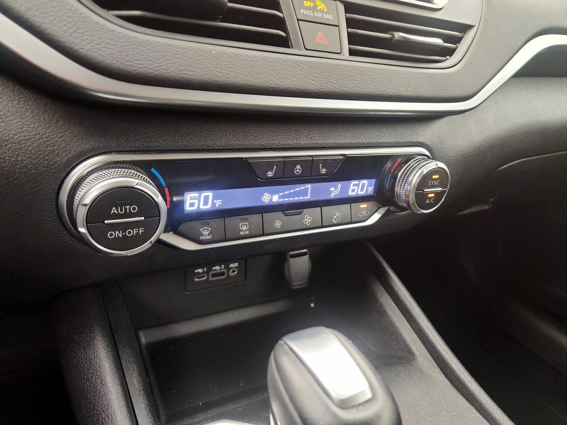 Thumbnail: 2019 Nissan Altima - 16