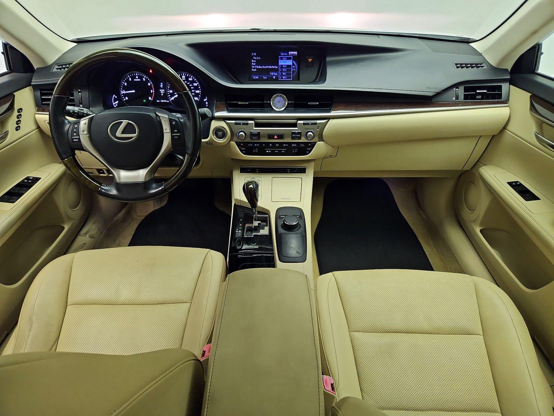 Thumbnail: 2014 Lexus ES - 9