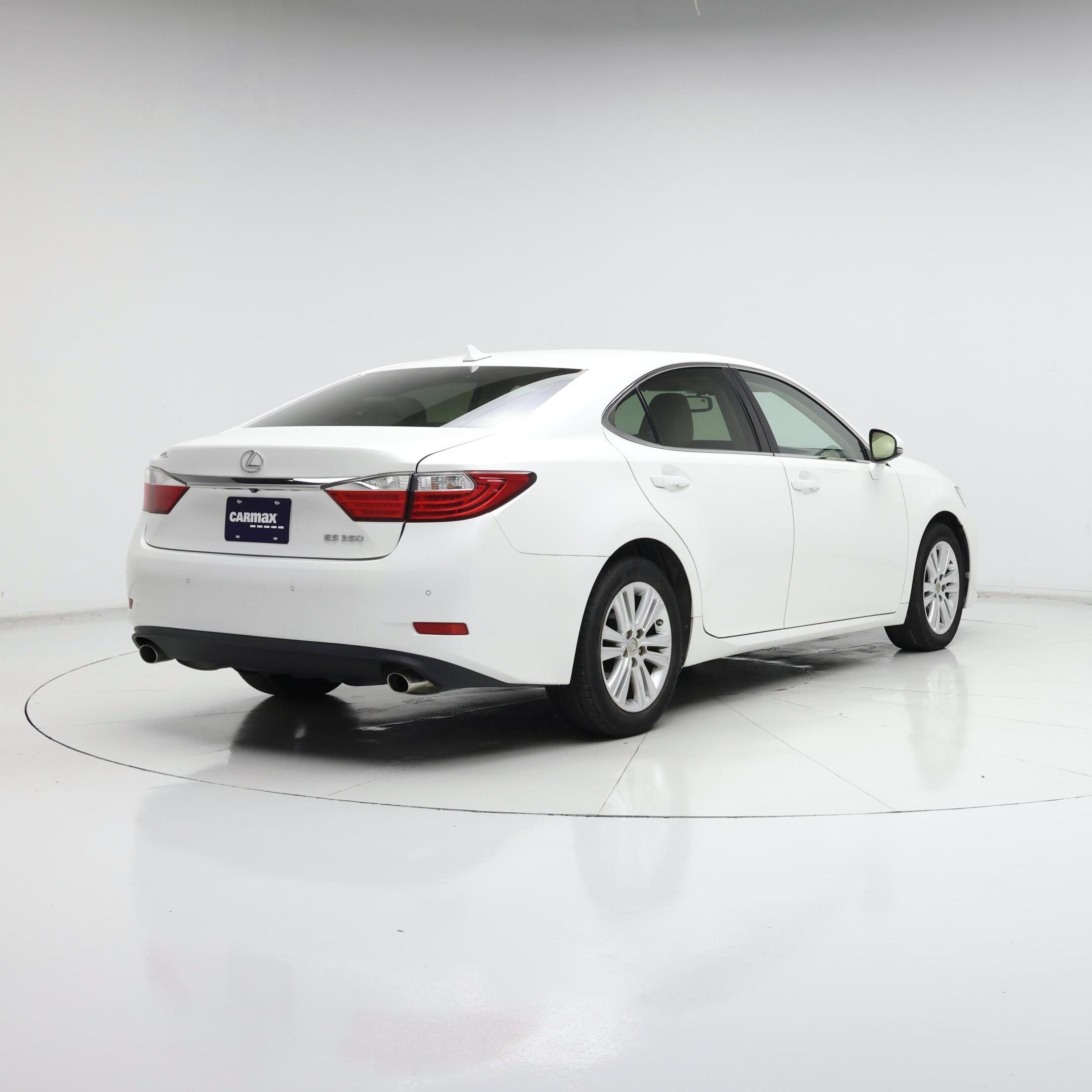 Thumbnail: 2014 Lexus ES - 8