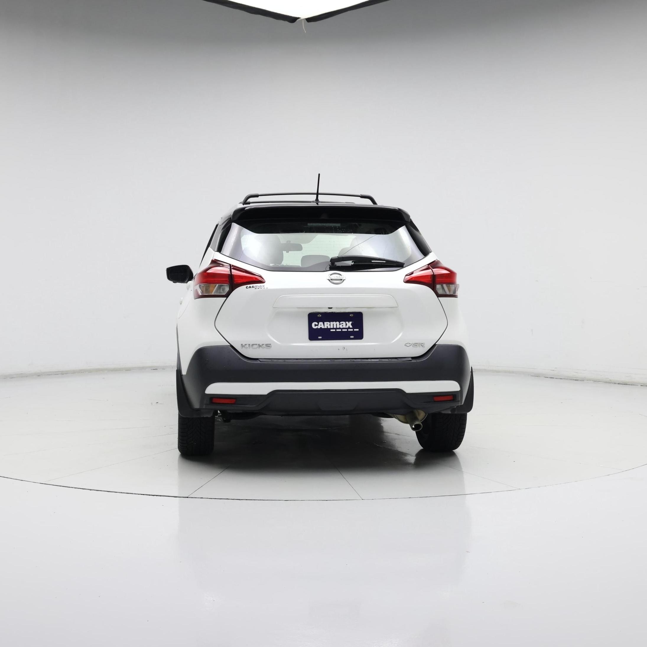 Thumbnail: 2018 Nissan Kicks - 6