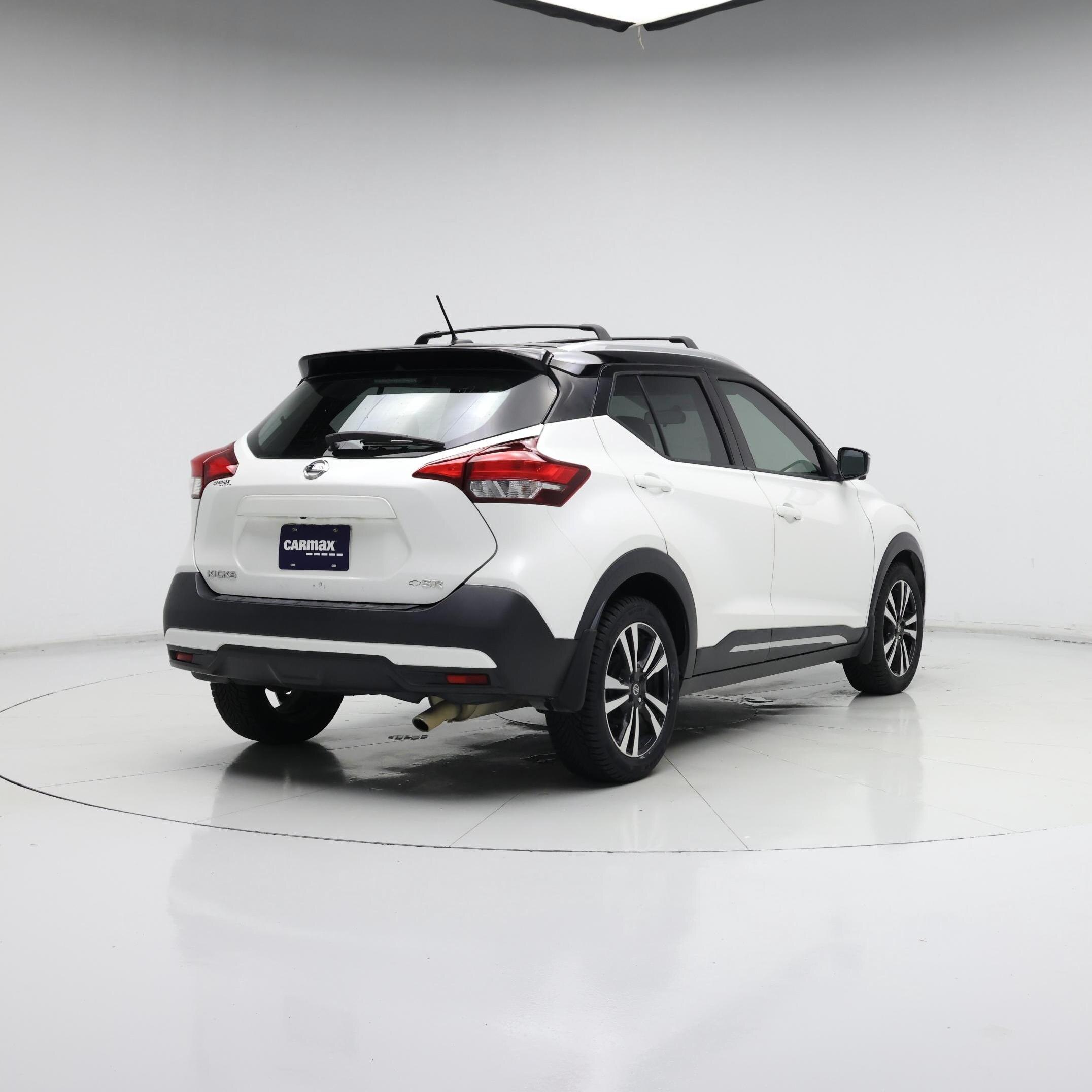 Thumbnail: 2018 Nissan Kicks - 8