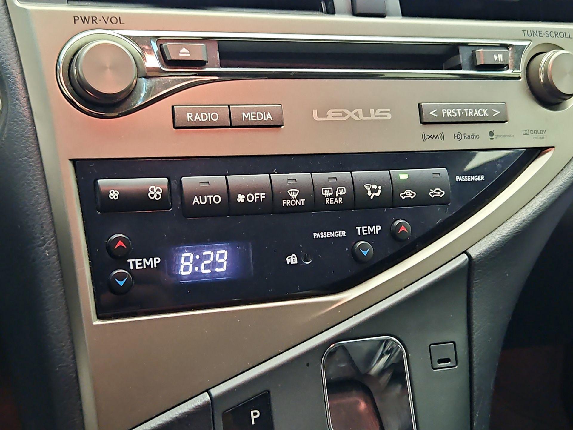 Thumbnail: 2015 Lexus RX - 17