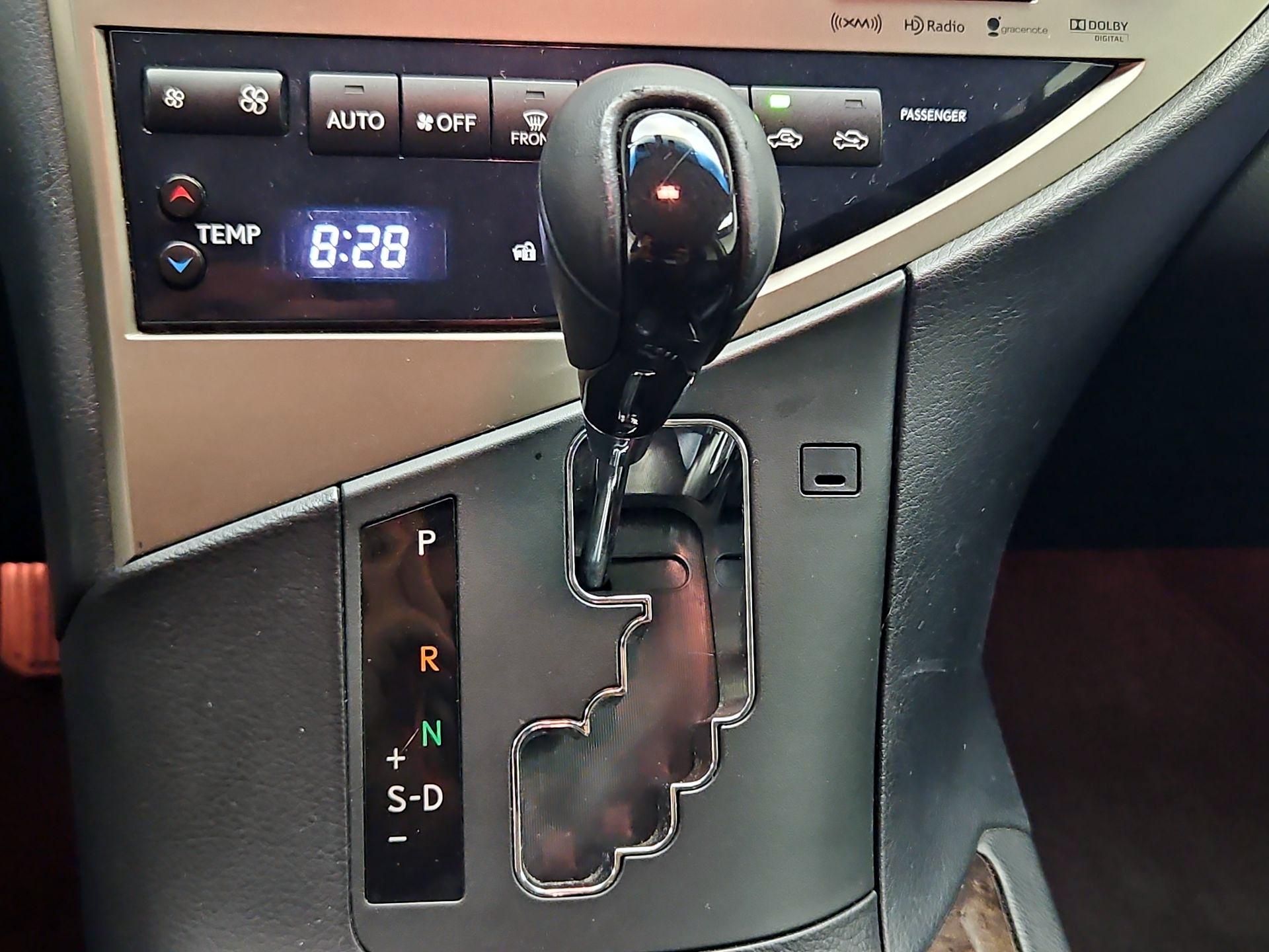 Thumbnail: 2015 Lexus RX - 18