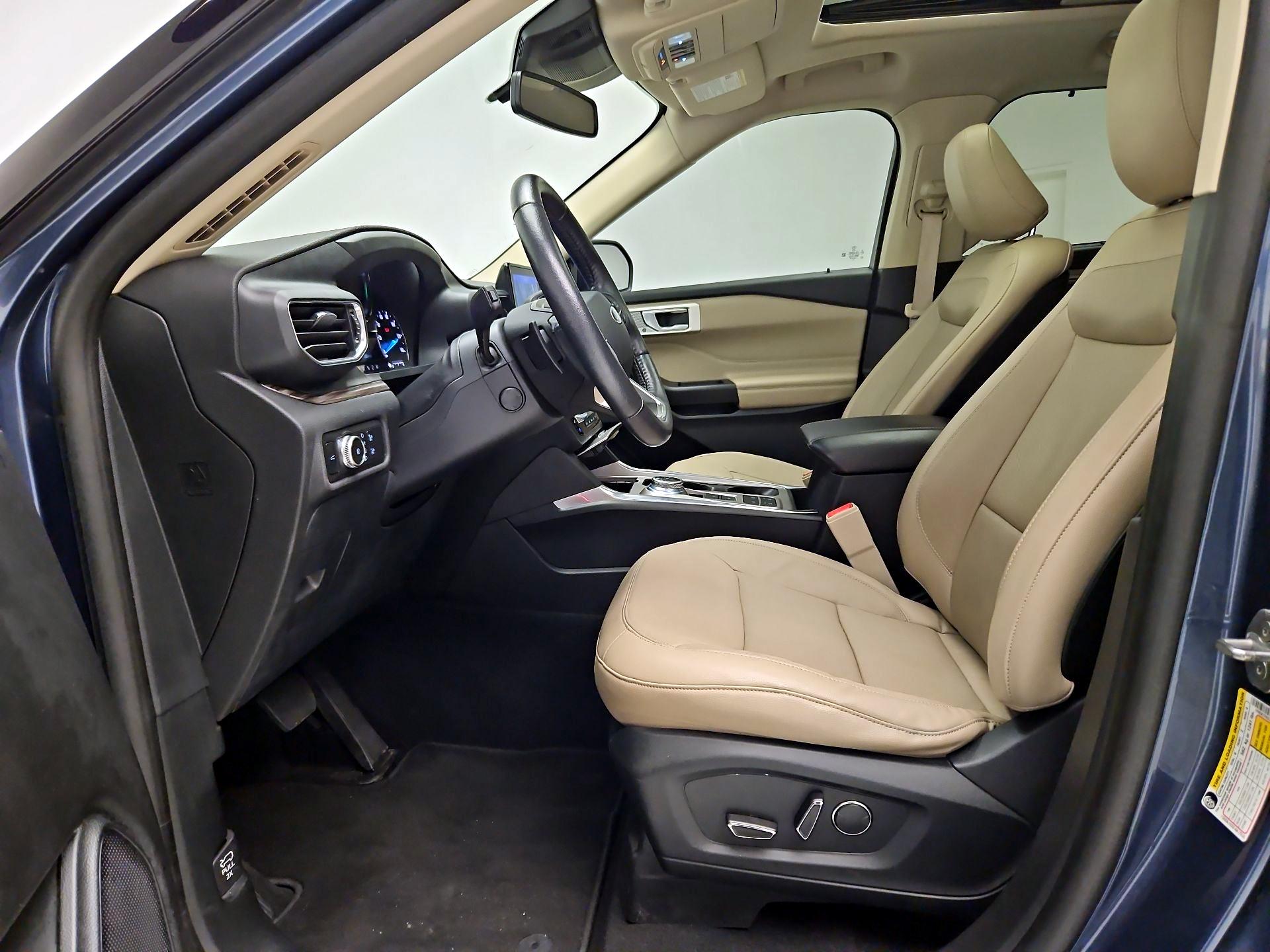 Thumbnail: 2020 Ford Explorer - 11