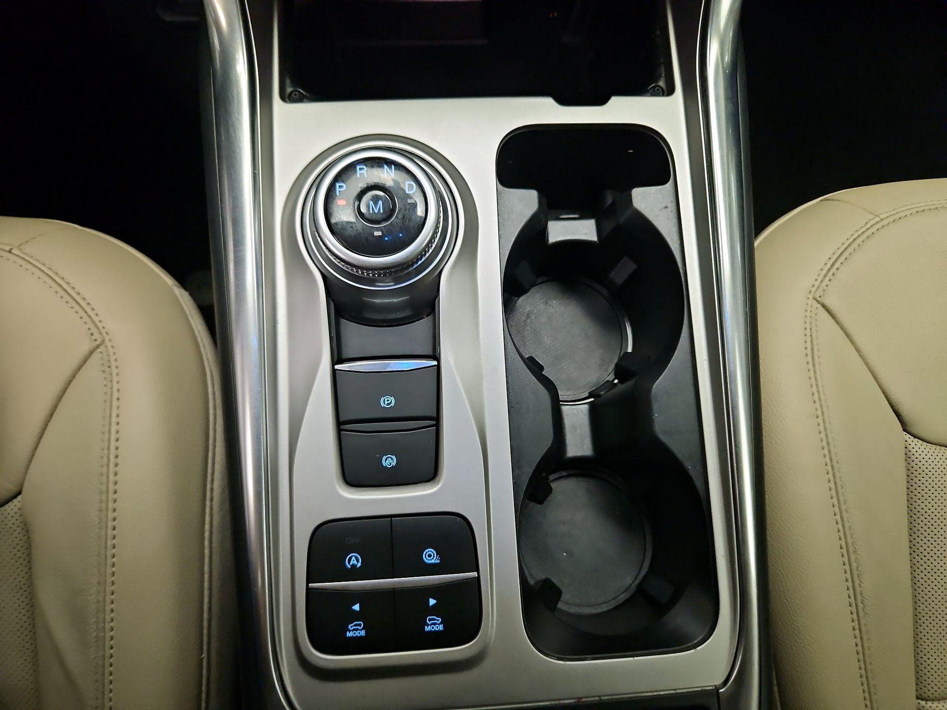 Thumbnail: 2020 Ford Explorer - 18
