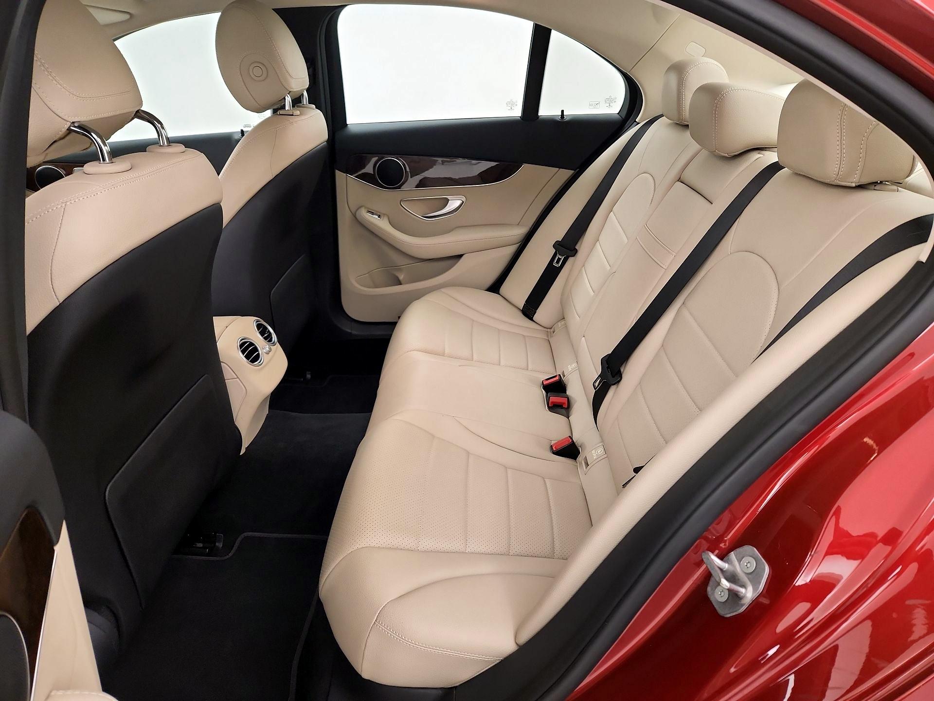 Thumbnail: 2016 Mercedes-Benz C-Class - 20