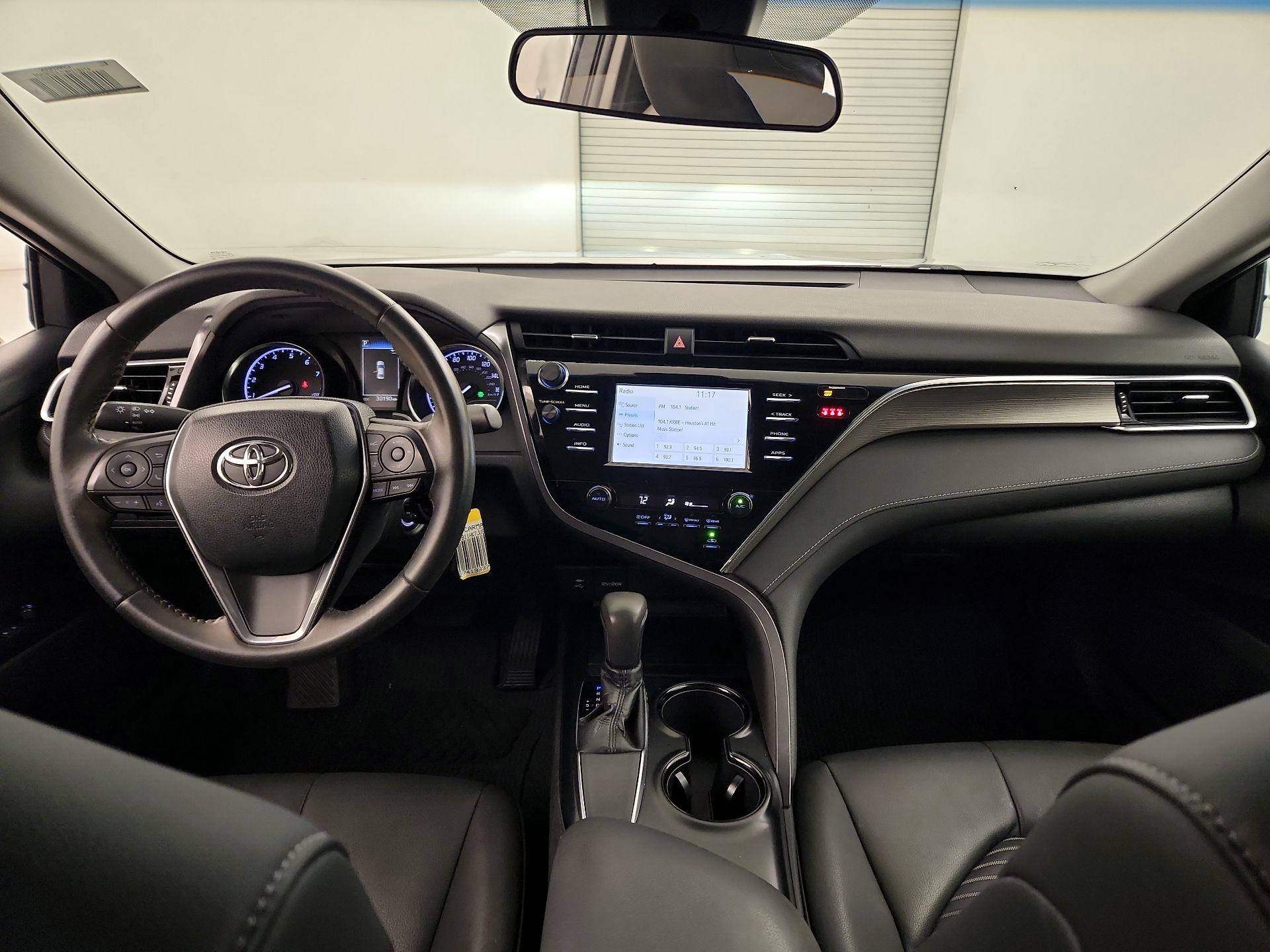 Thumbnail: 2018 Toyota Camry - 9