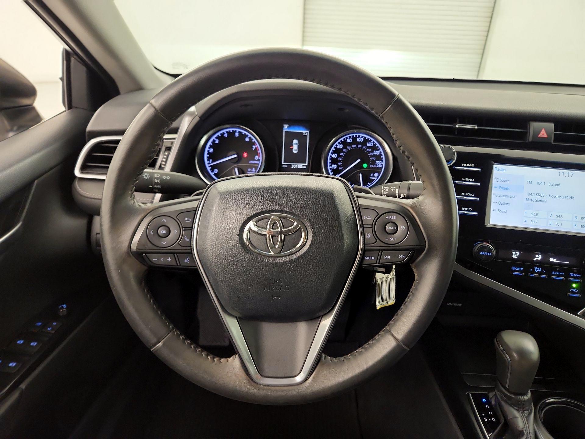 Thumbnail: 2018 Toyota Camry - 10