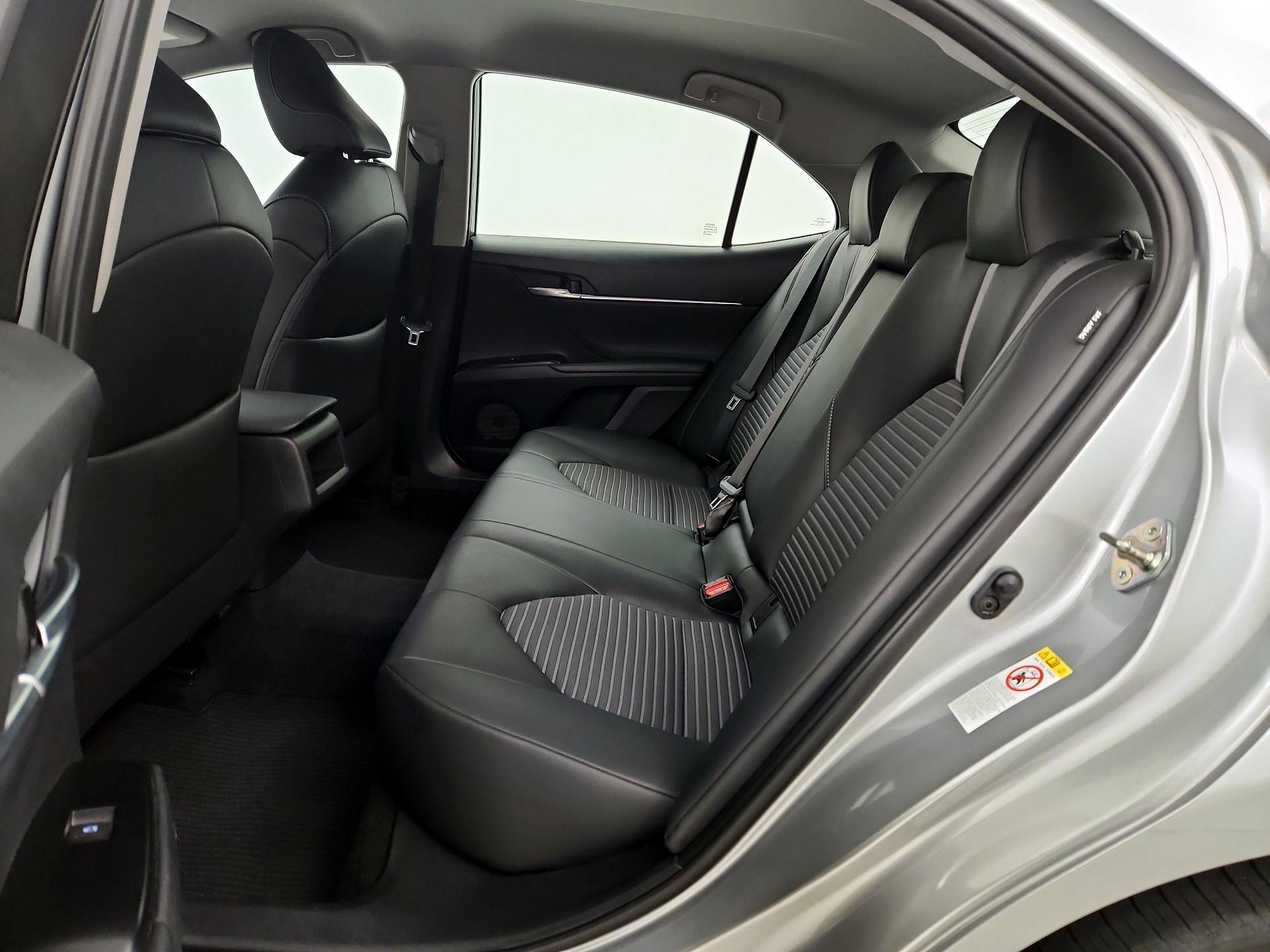 Thumbnail: 2018 Toyota Camry - 19
