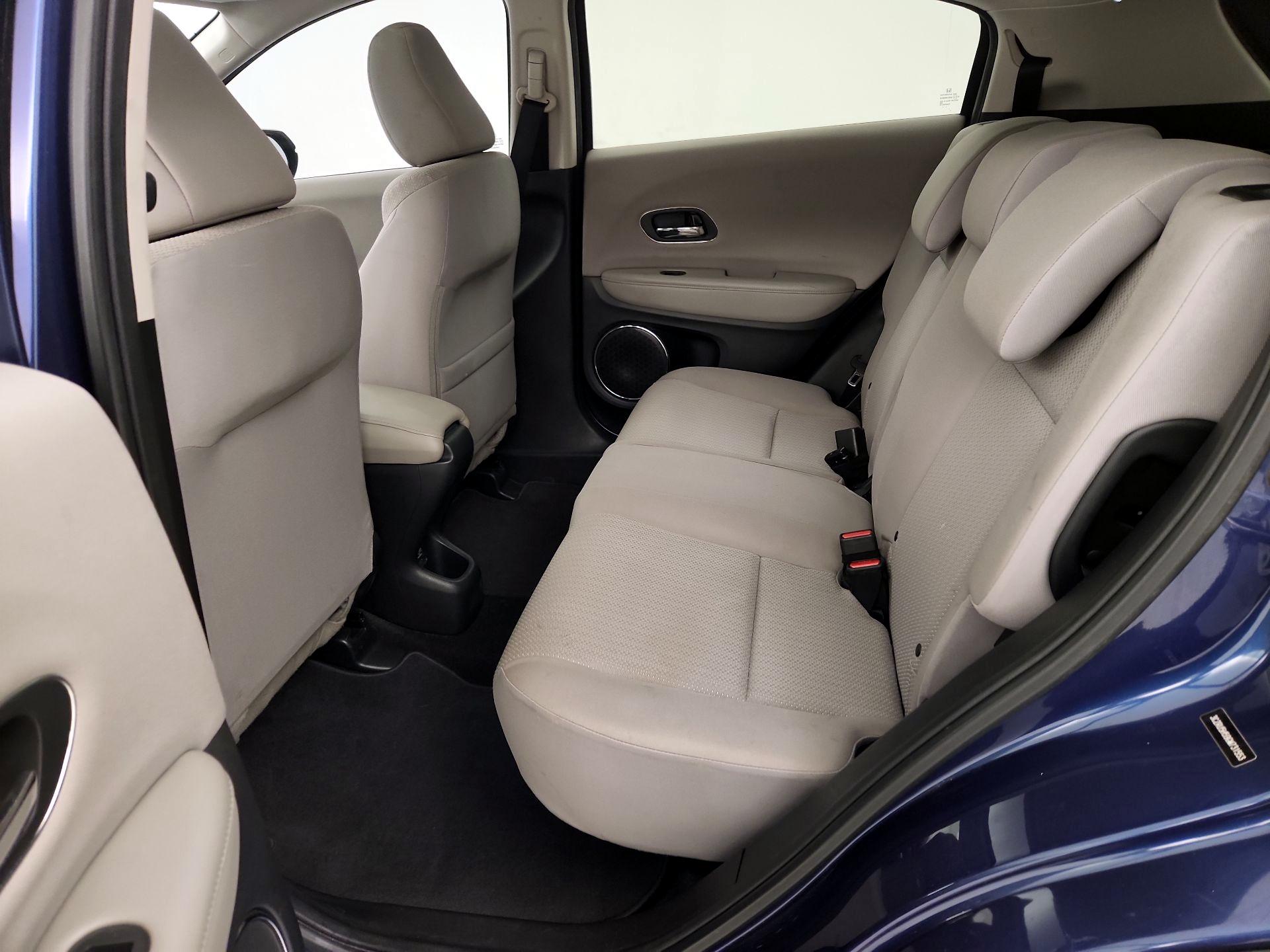 Thumbnail: 2016 Honda HR-V - 20