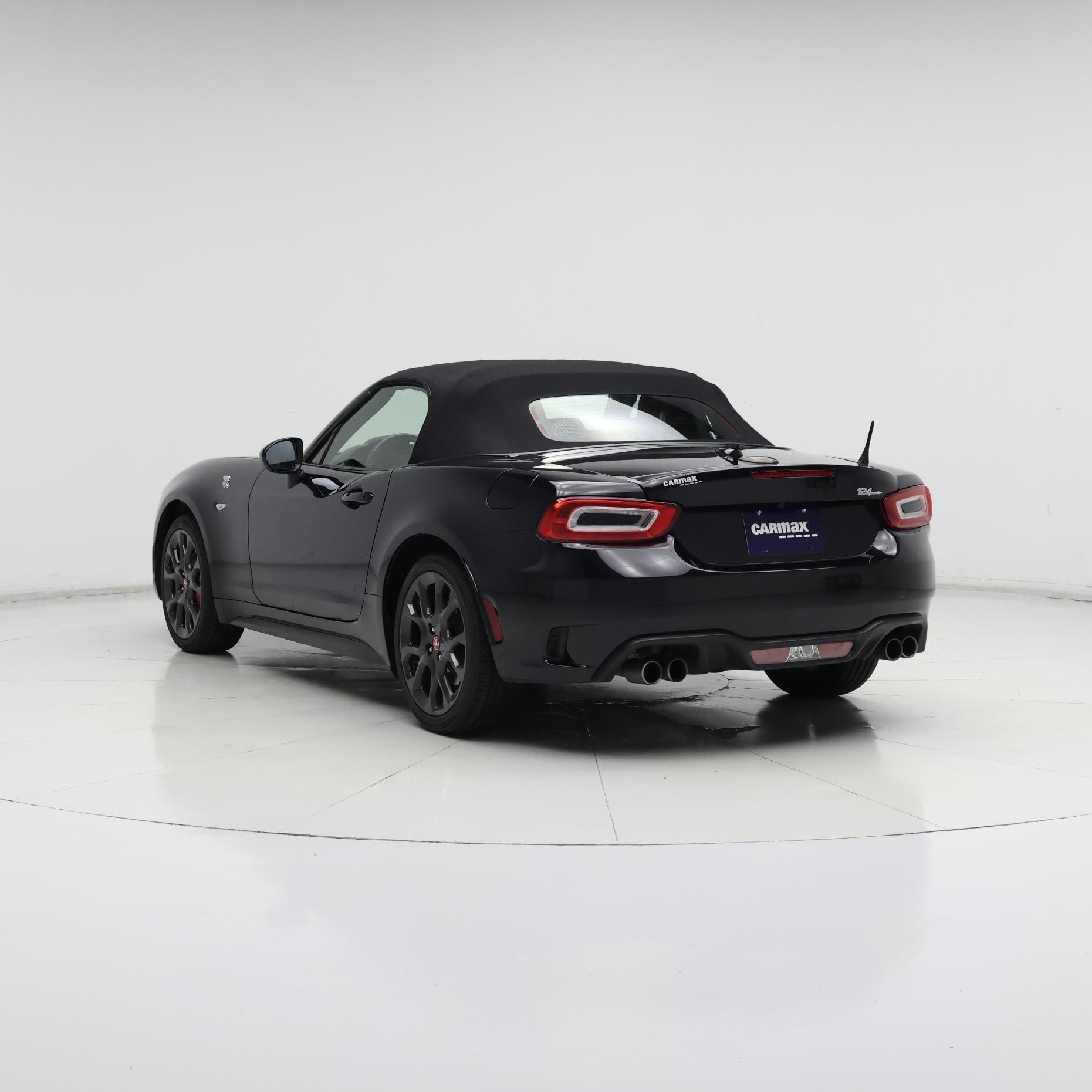 Thumbnail: 2019 Fiat 124 Spider - 2