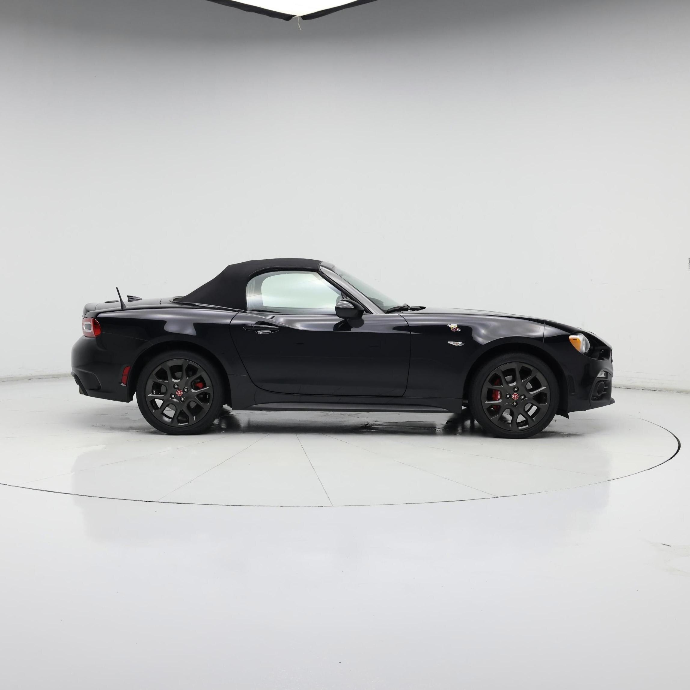 Thumbnail: 2019 Fiat 124 Spider - 7