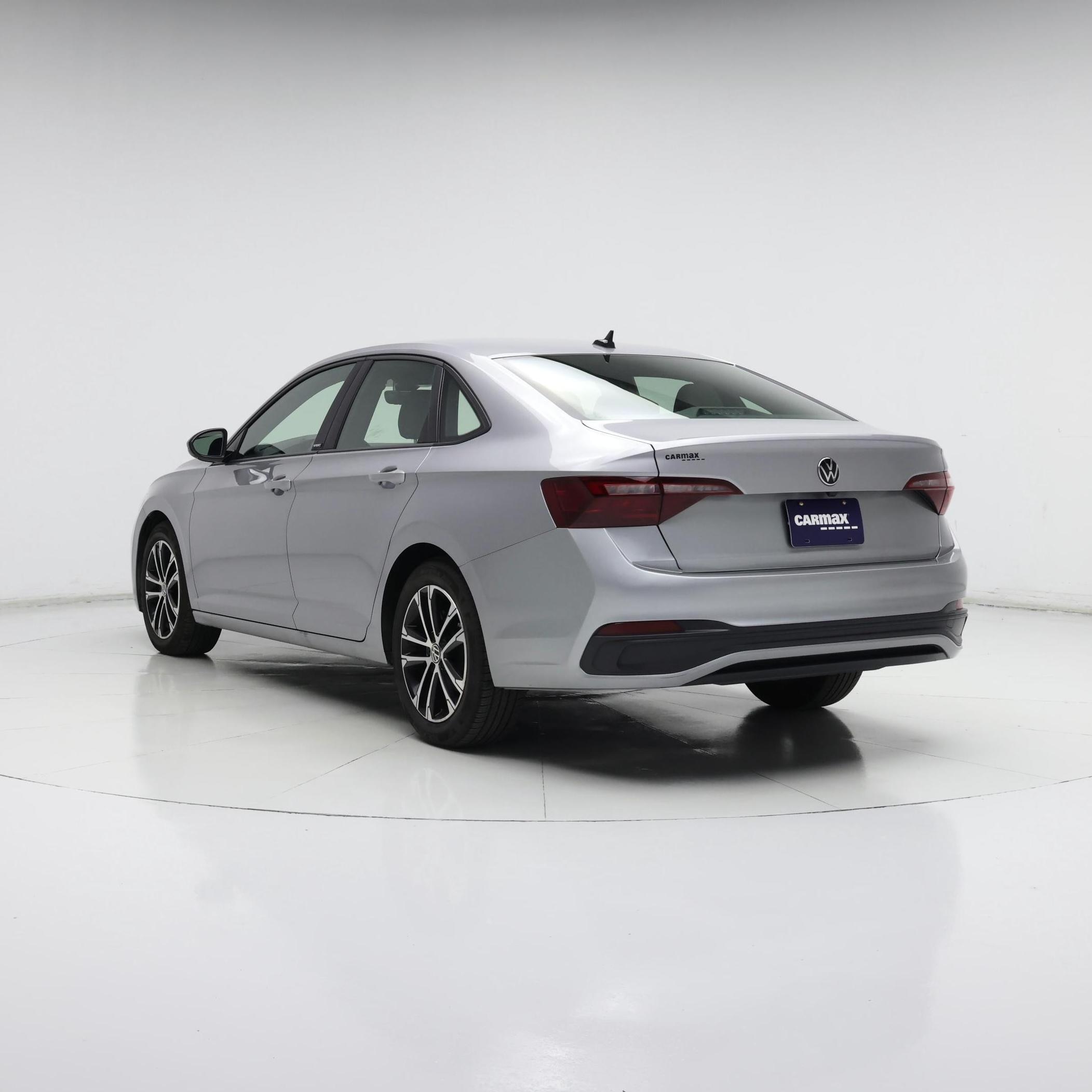 Thumbnail: 2024 Volkswagen Jetta - 2