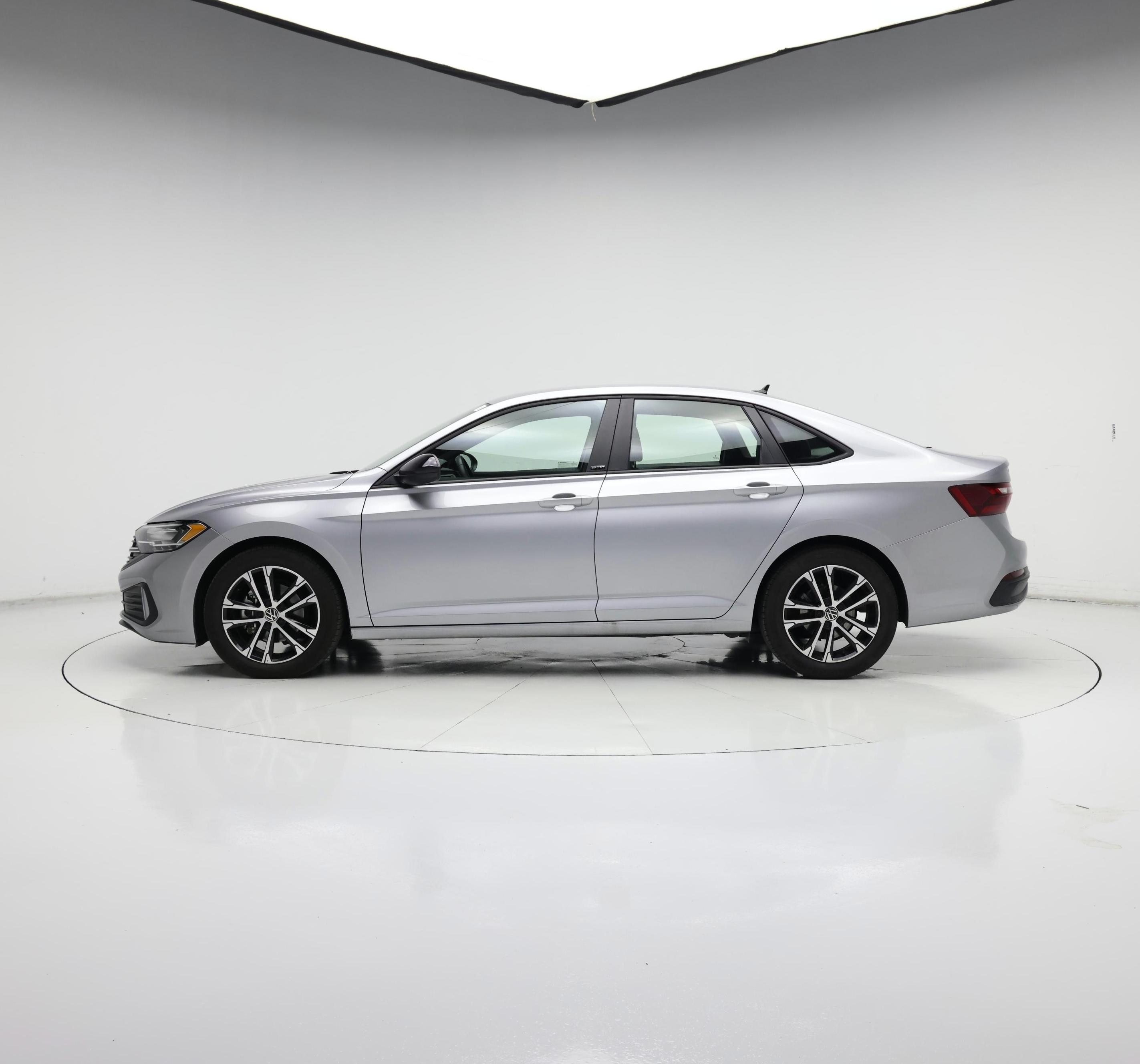 Thumbnail: 2024 Volkswagen Jetta - 3