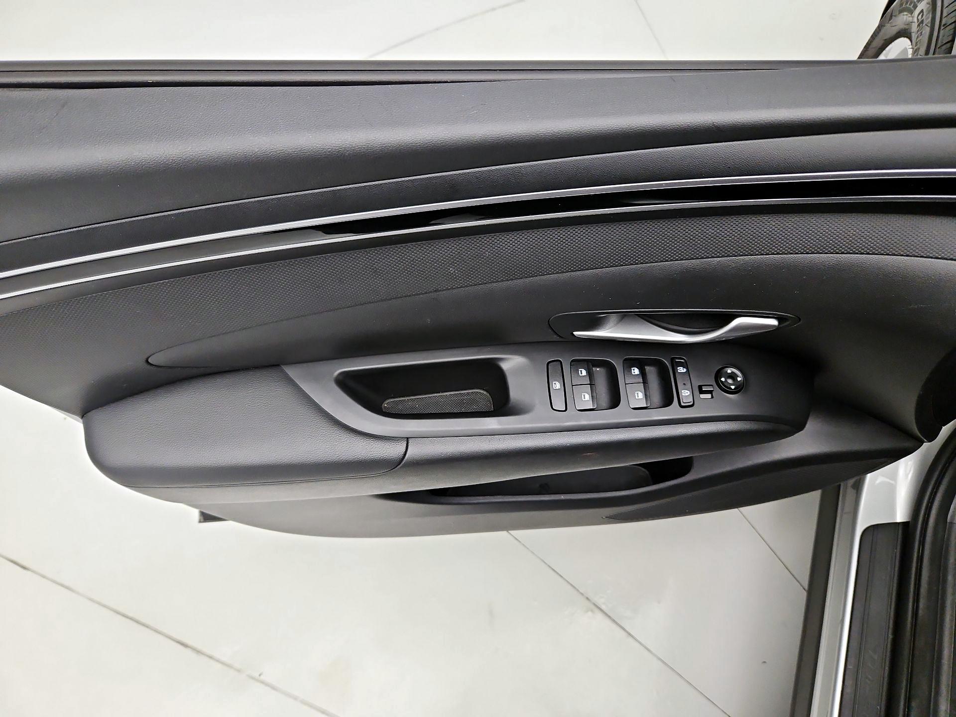 Thumbnail: 2024 Hyundai Tucson - 12