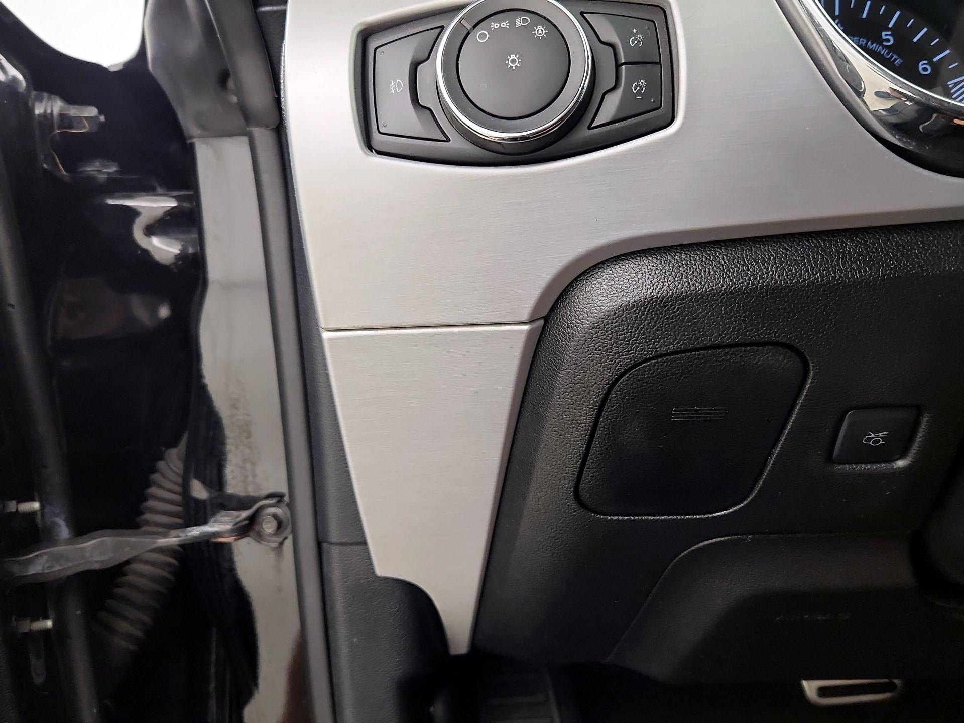 Thumbnail: 2015 Ford Mustang - 13