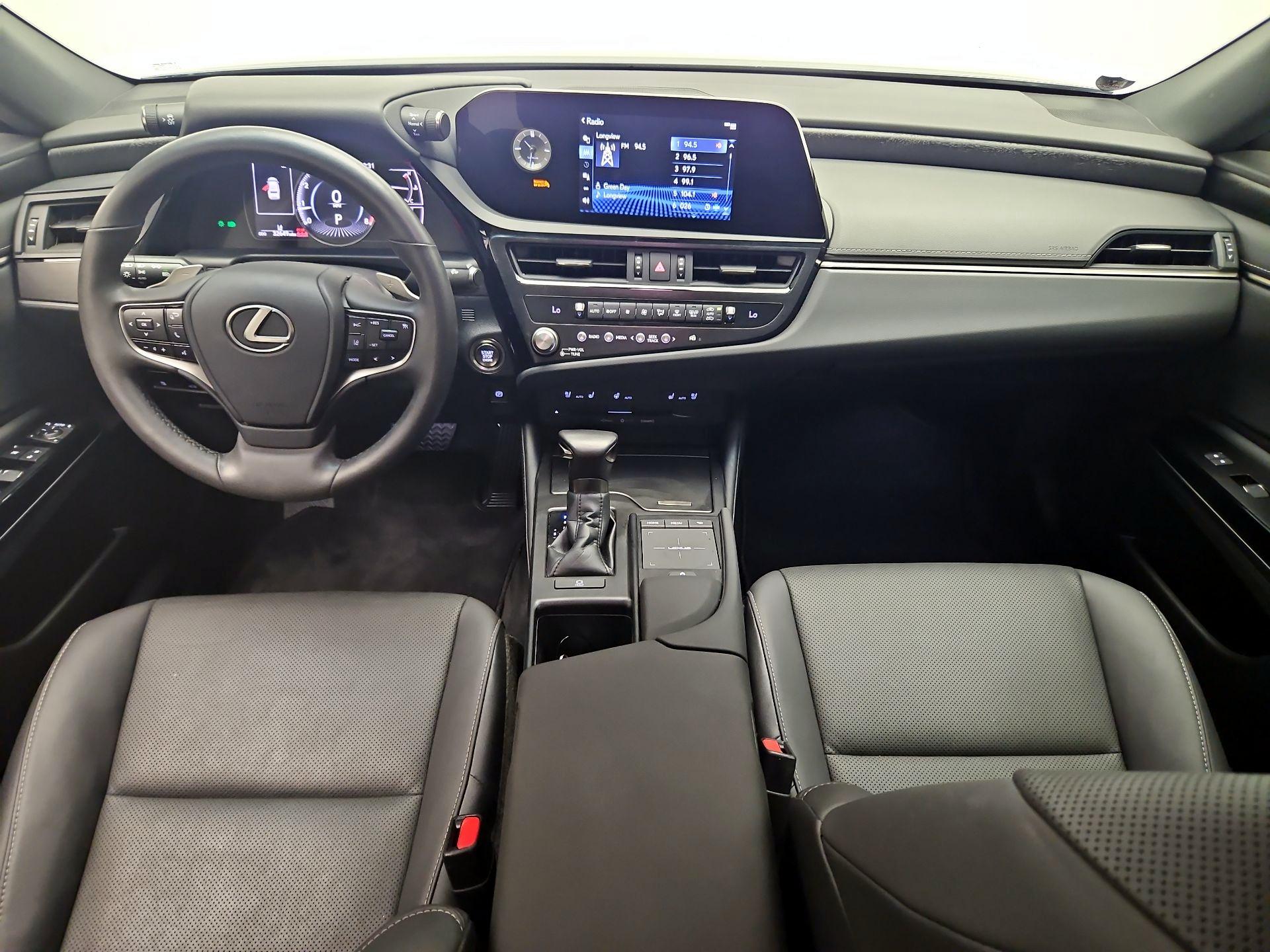 Thumbnail: 2022 Lexus ES - 9
