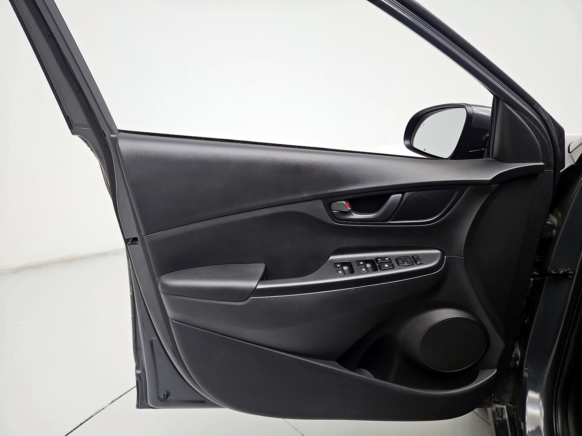 Thumbnail: 2023 Hyundai Kona - 12
