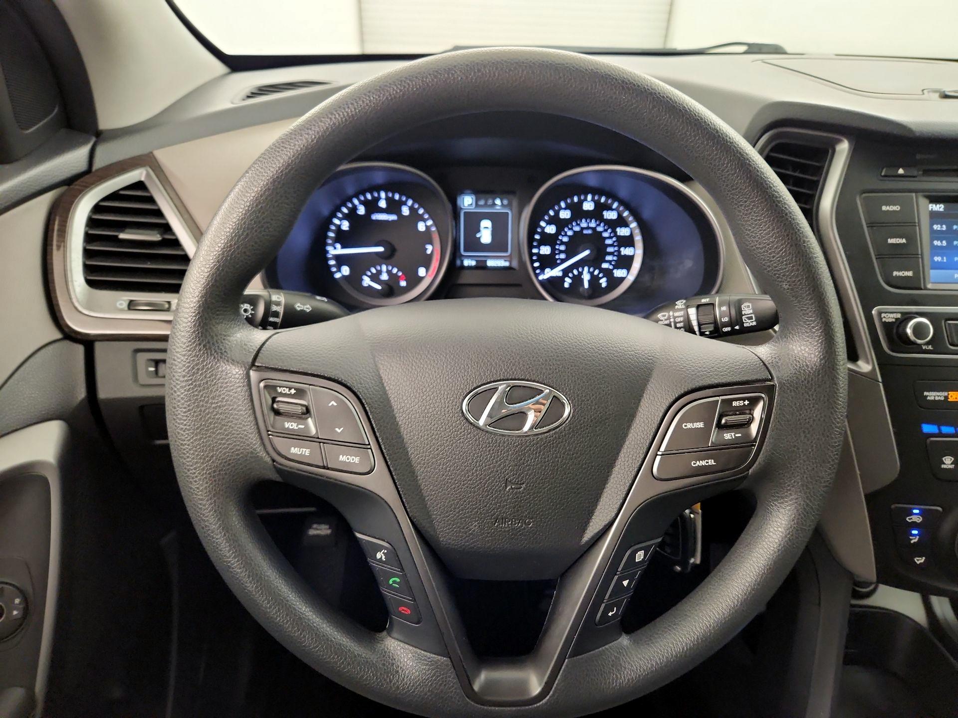 Thumbnail: 2018 Hyundai Santa Fe - 10