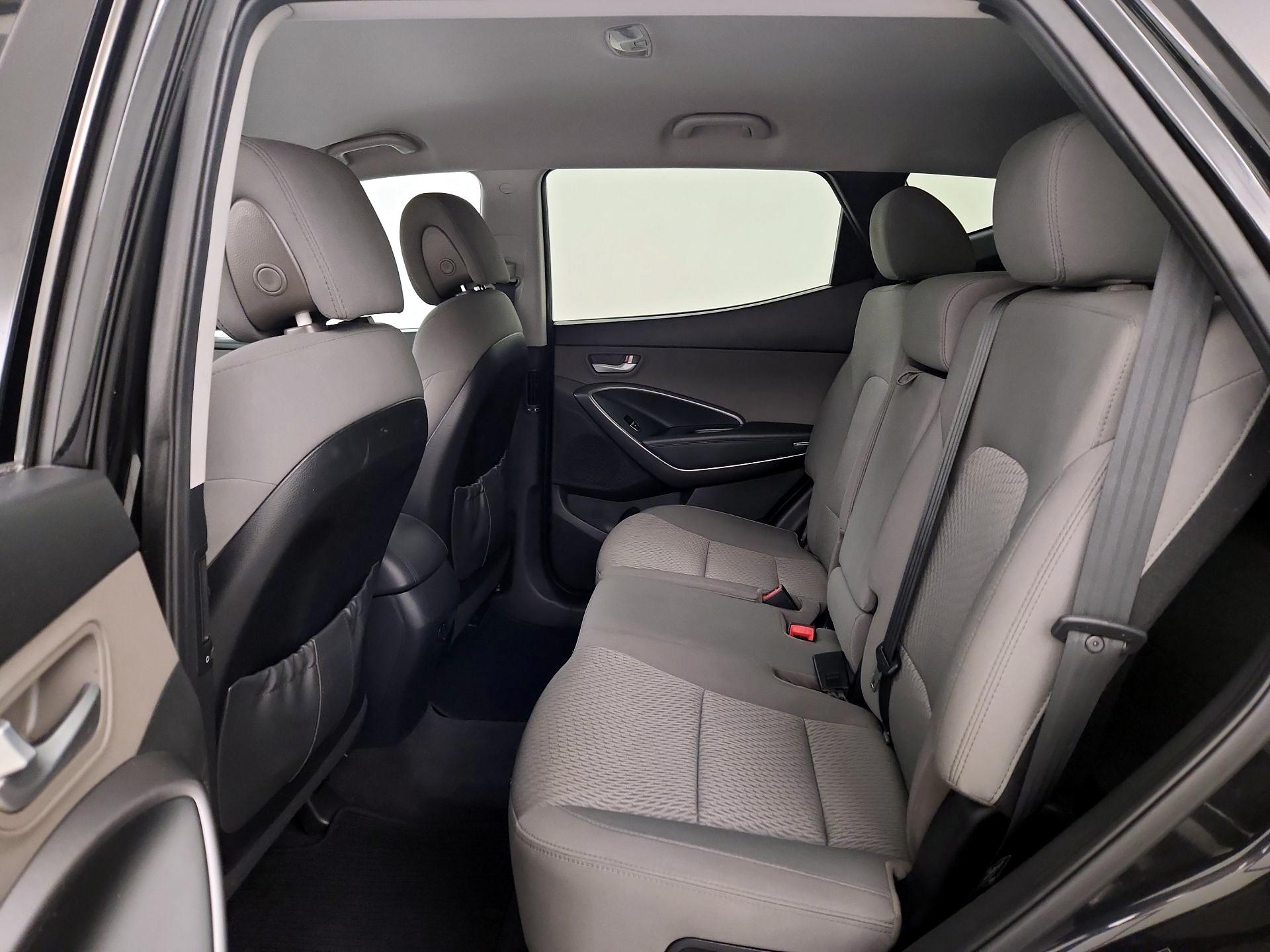 Thumbnail: 2018 Hyundai Santa Fe - 19