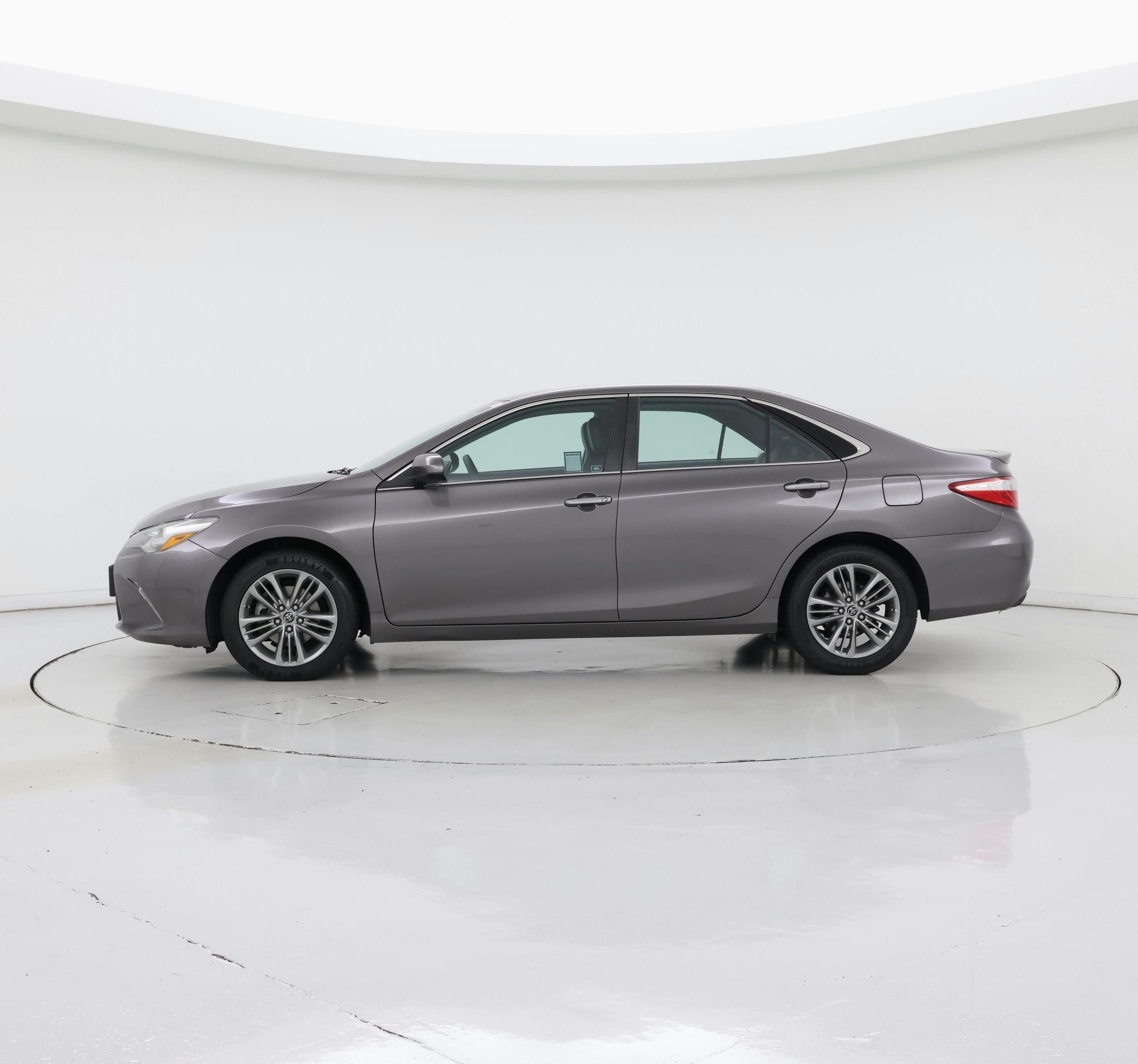 Thumbnail: 2015 Toyota Camry - 3