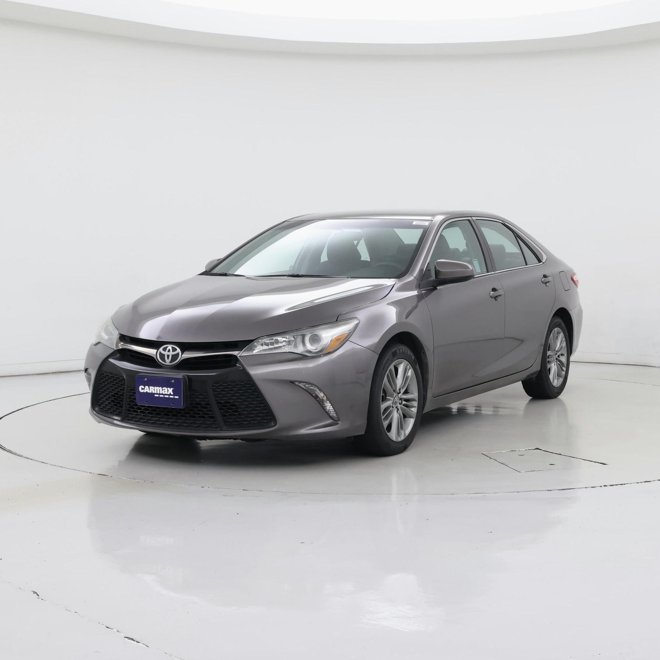 Thumbnail: 2015 Toyota Camry - 4