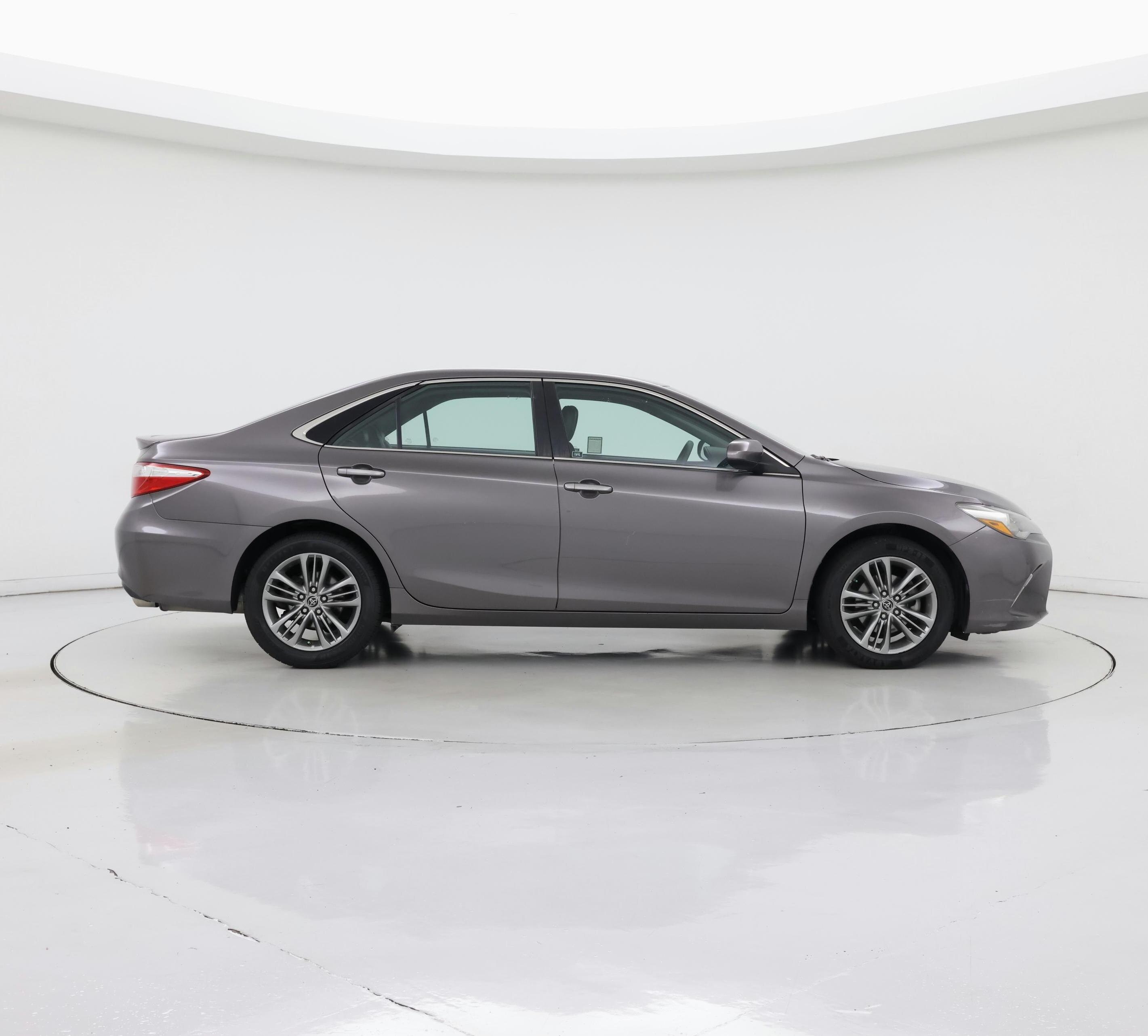 Thumbnail: 2015 Toyota Camry - 7