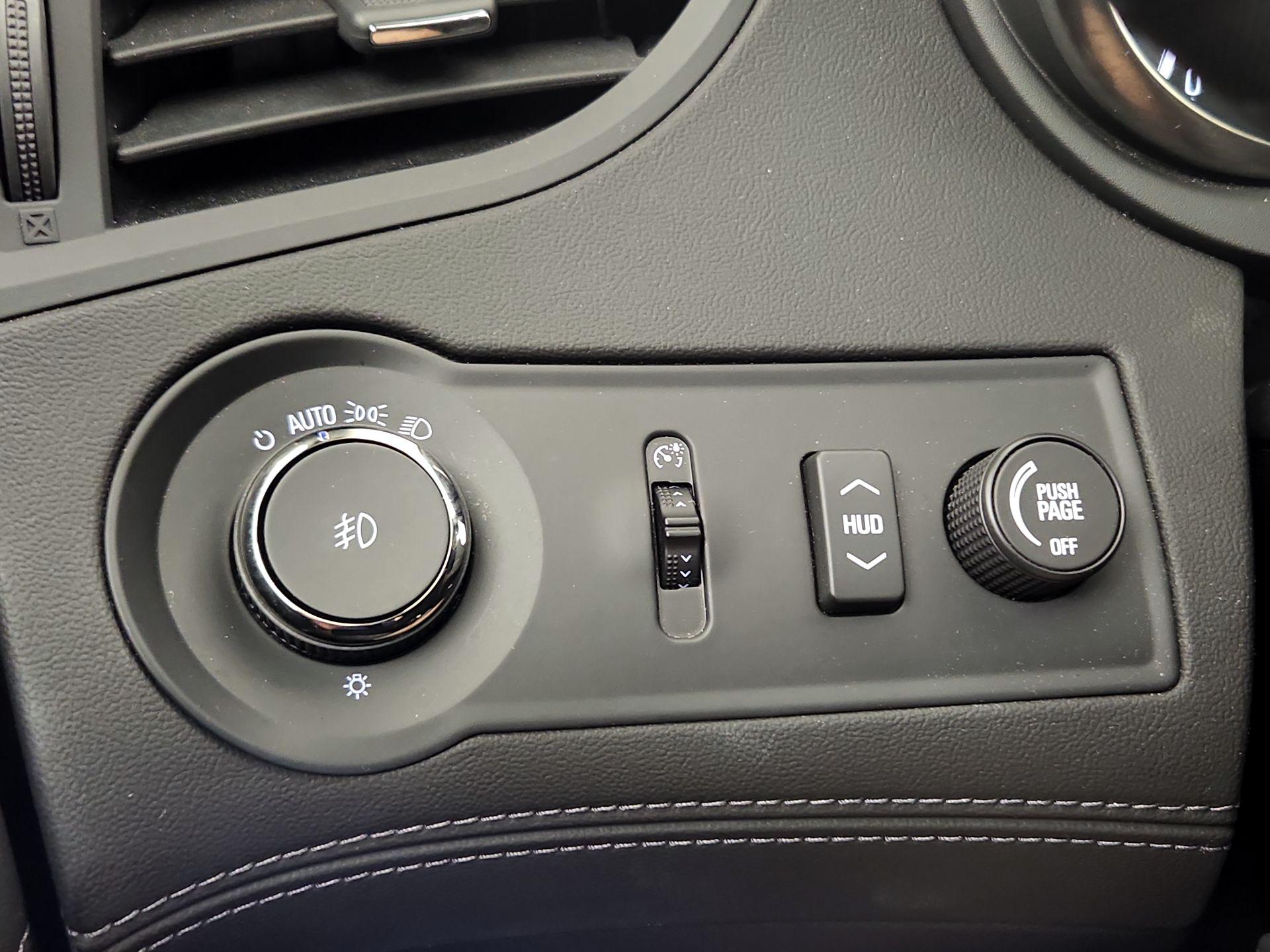 Thumbnail: 2016 Buick LaCrosse - 13