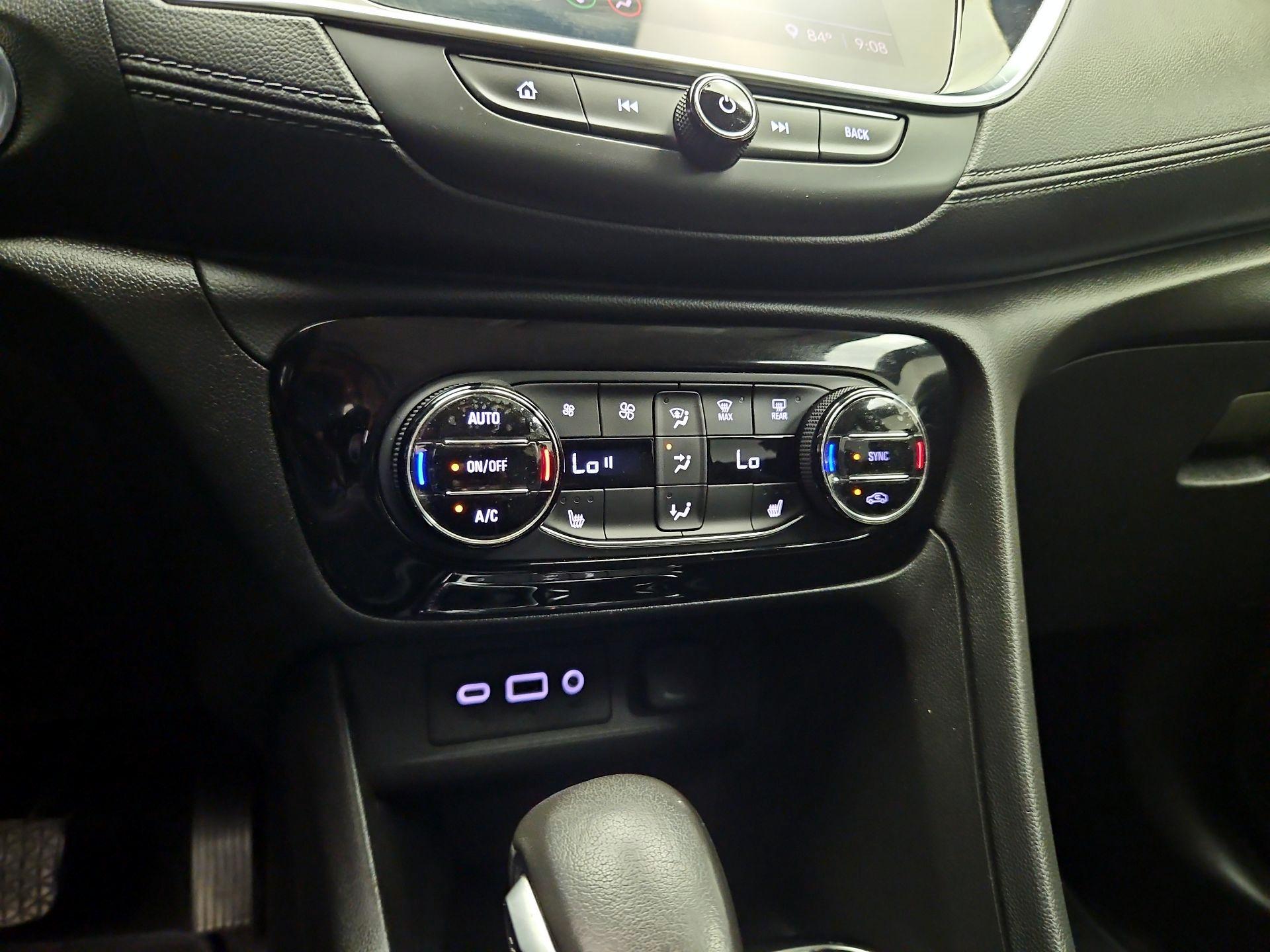 Thumbnail: 2022 Buick Encore GX - 15