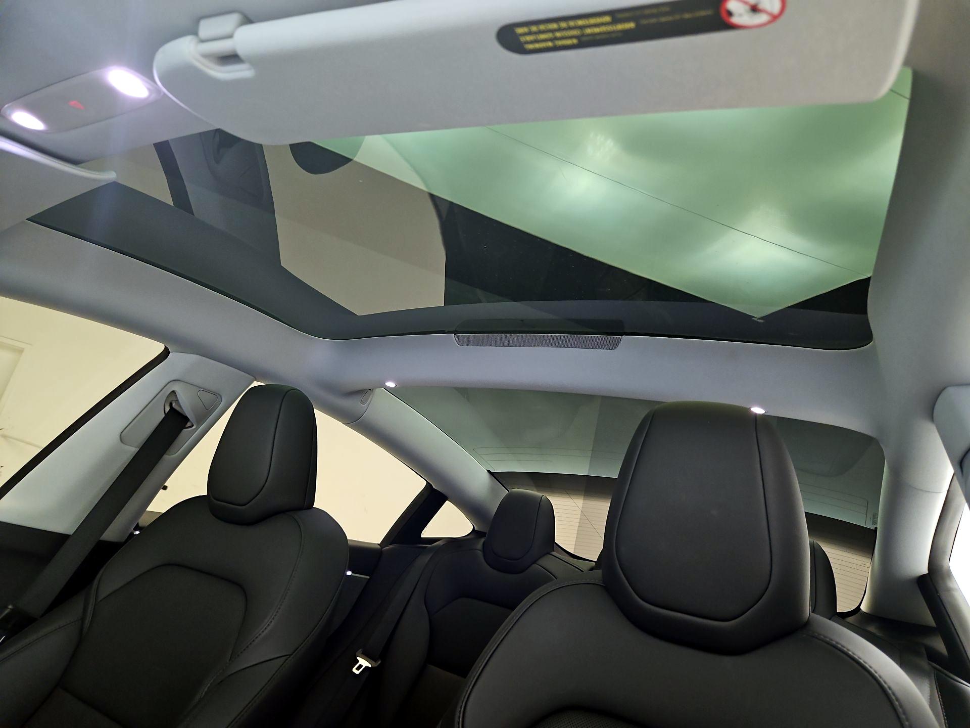 Thumbnail: 2025 Tesla Model 3 - 18