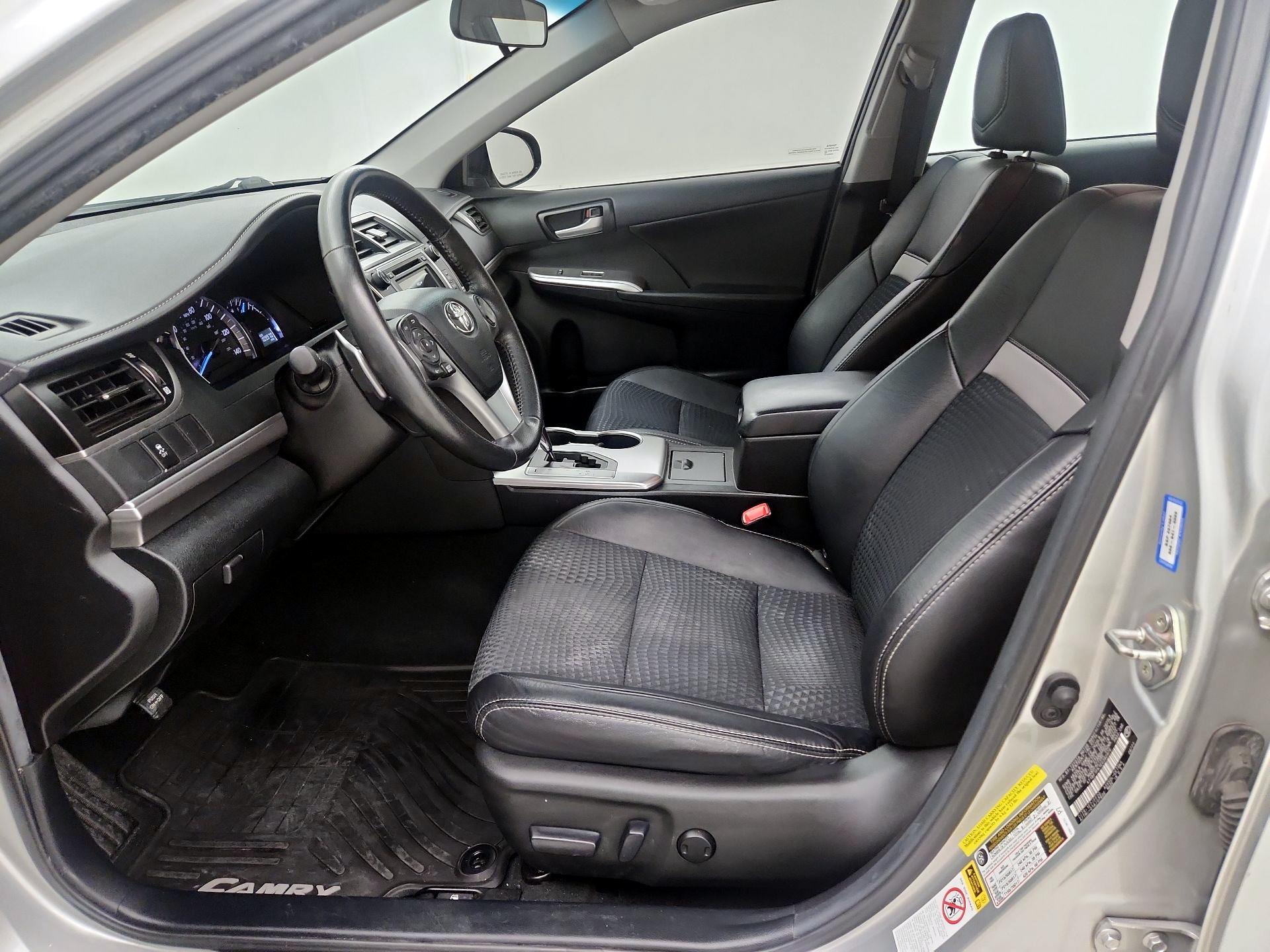 Thumbnail: 2014 Toyota Camry - 11