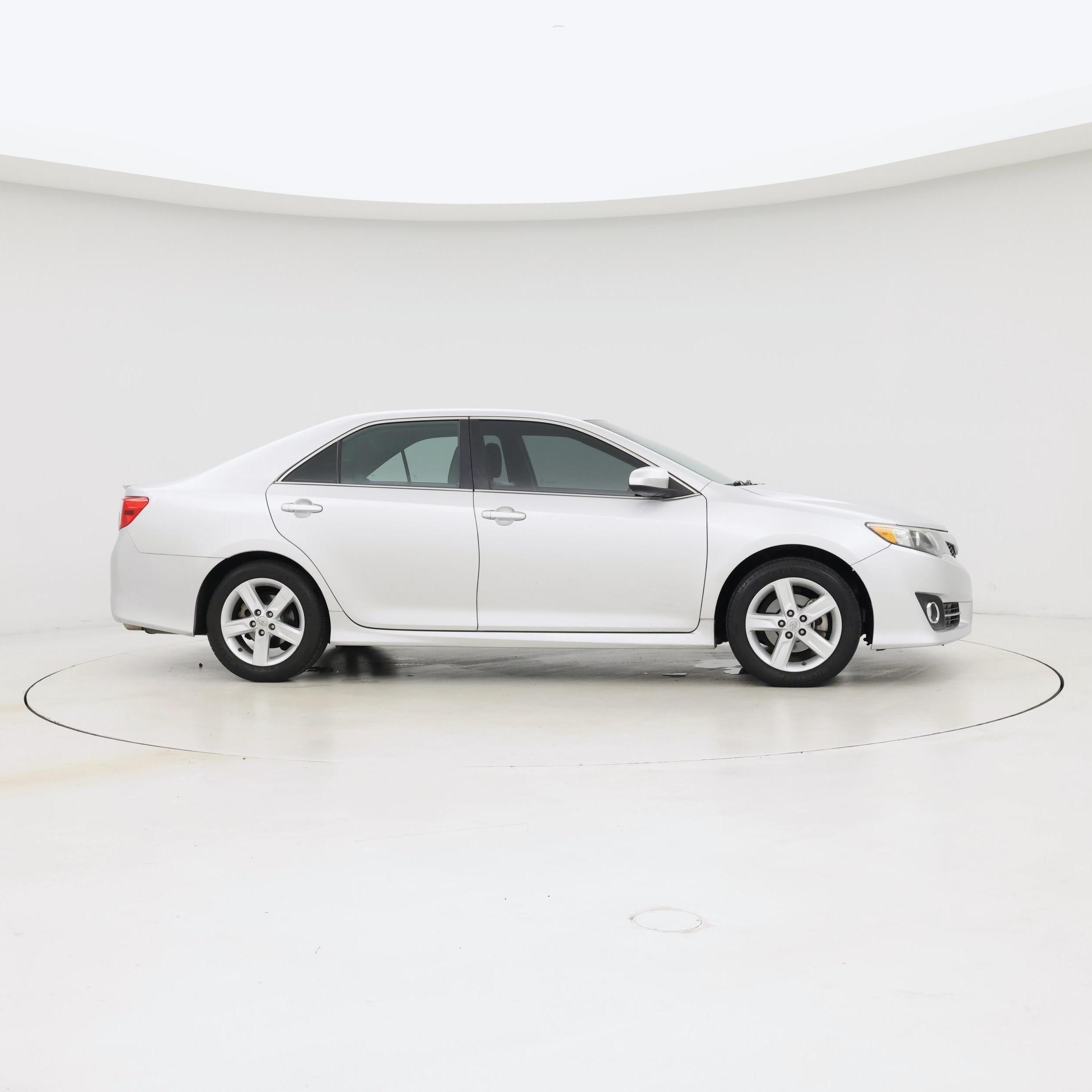 Thumbnail: 2014 Toyota Camry - 7