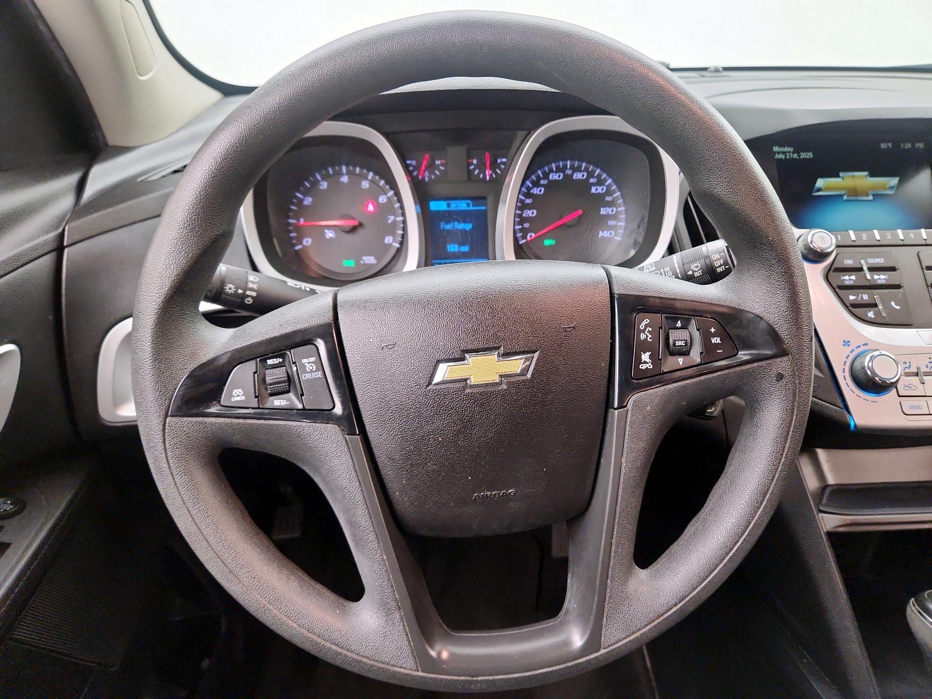 Thumbnail: 2017 Chevrolet Equinox - 10