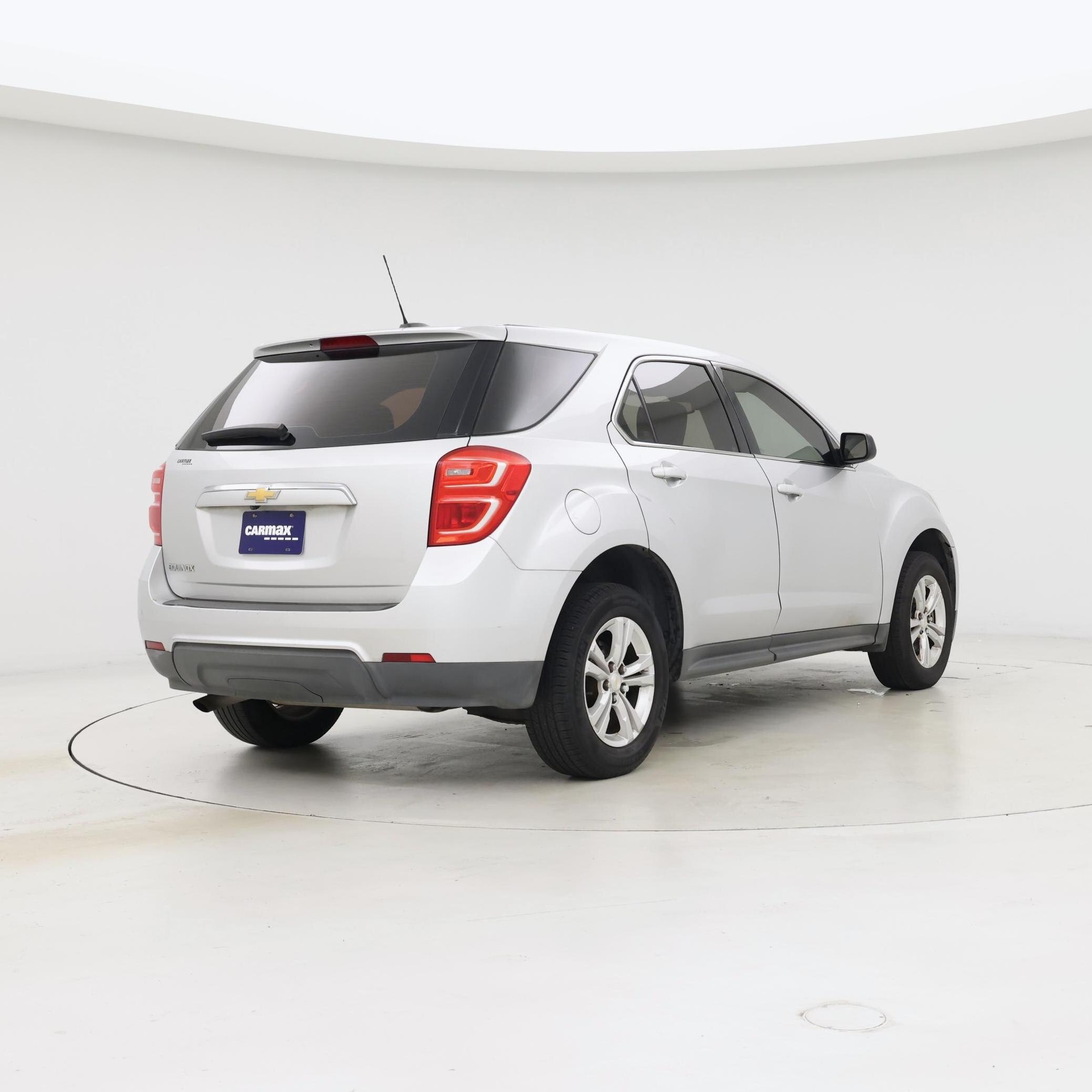 Thumbnail: 2017 Chevrolet Equinox - 8