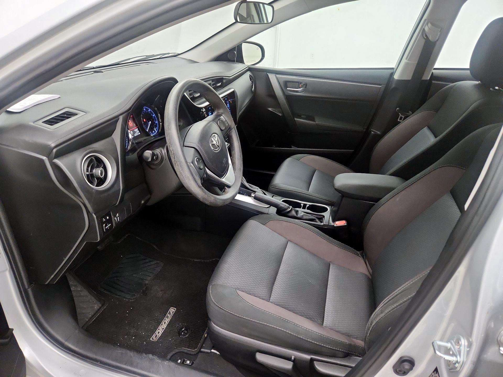 Thumbnail: 2018 Toyota Corolla - 11
