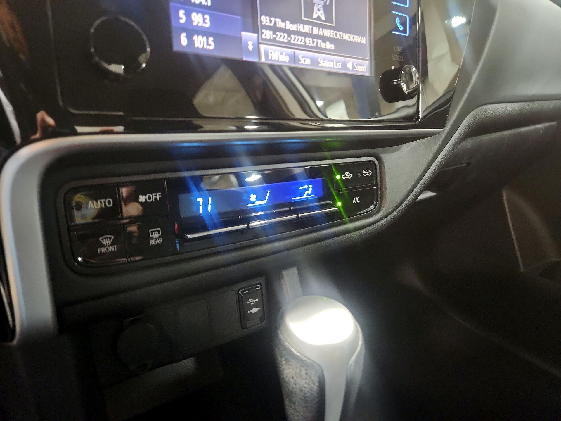 Thumbnail: 2018 Toyota Corolla - 14