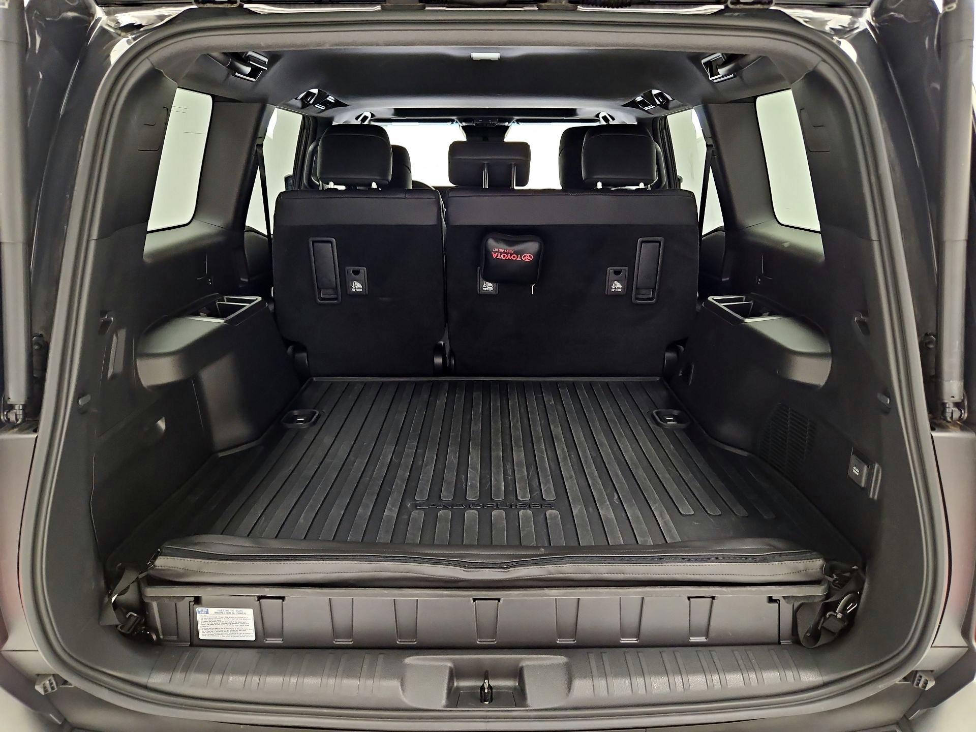 Thumbnail: 2024 Toyota Land Cruiser - 18