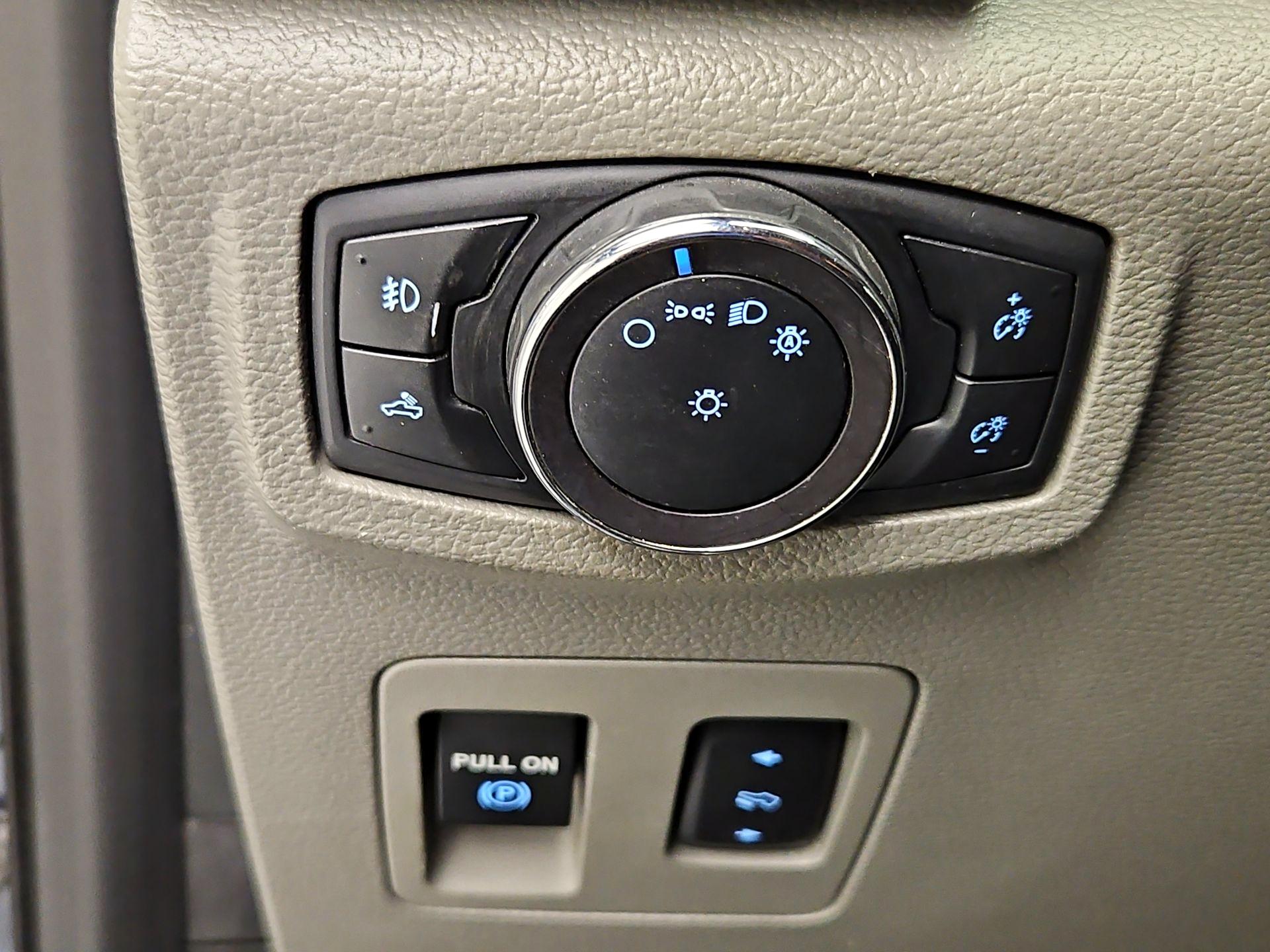 Thumbnail: 2018 Ford F-150 - 13