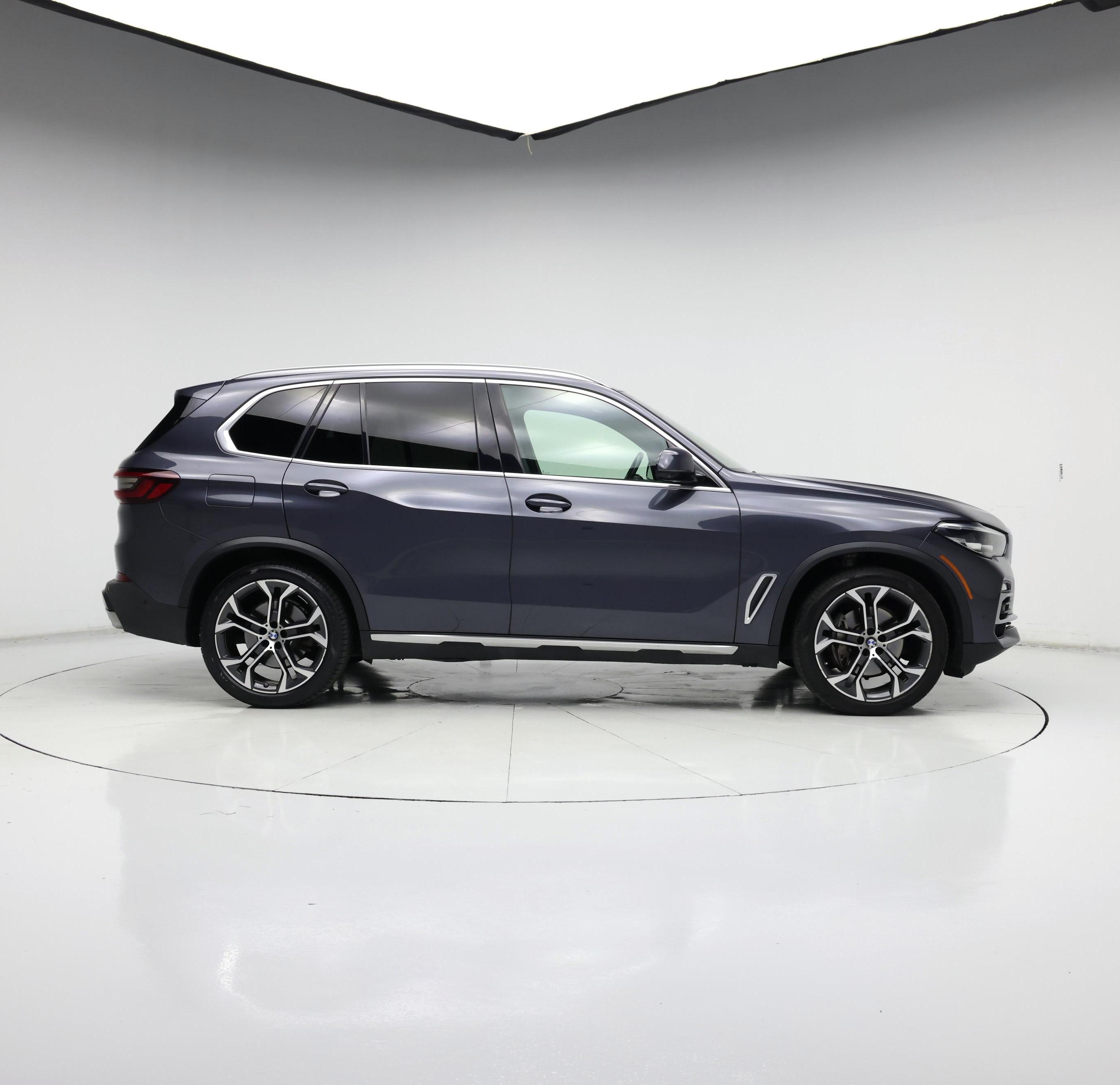 Thumbnail: 2021 BMW X5 - 7