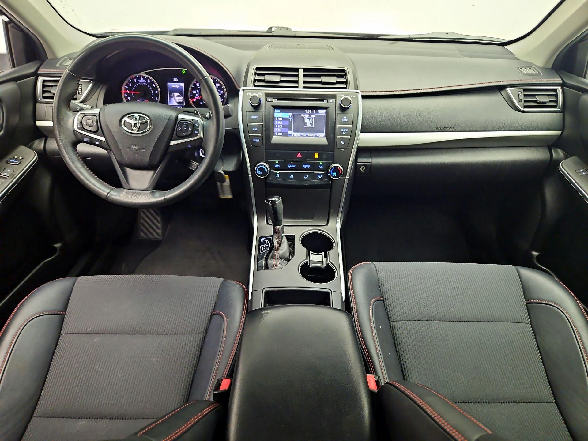 Thumbnail: 2017 Toyota Camry - 9