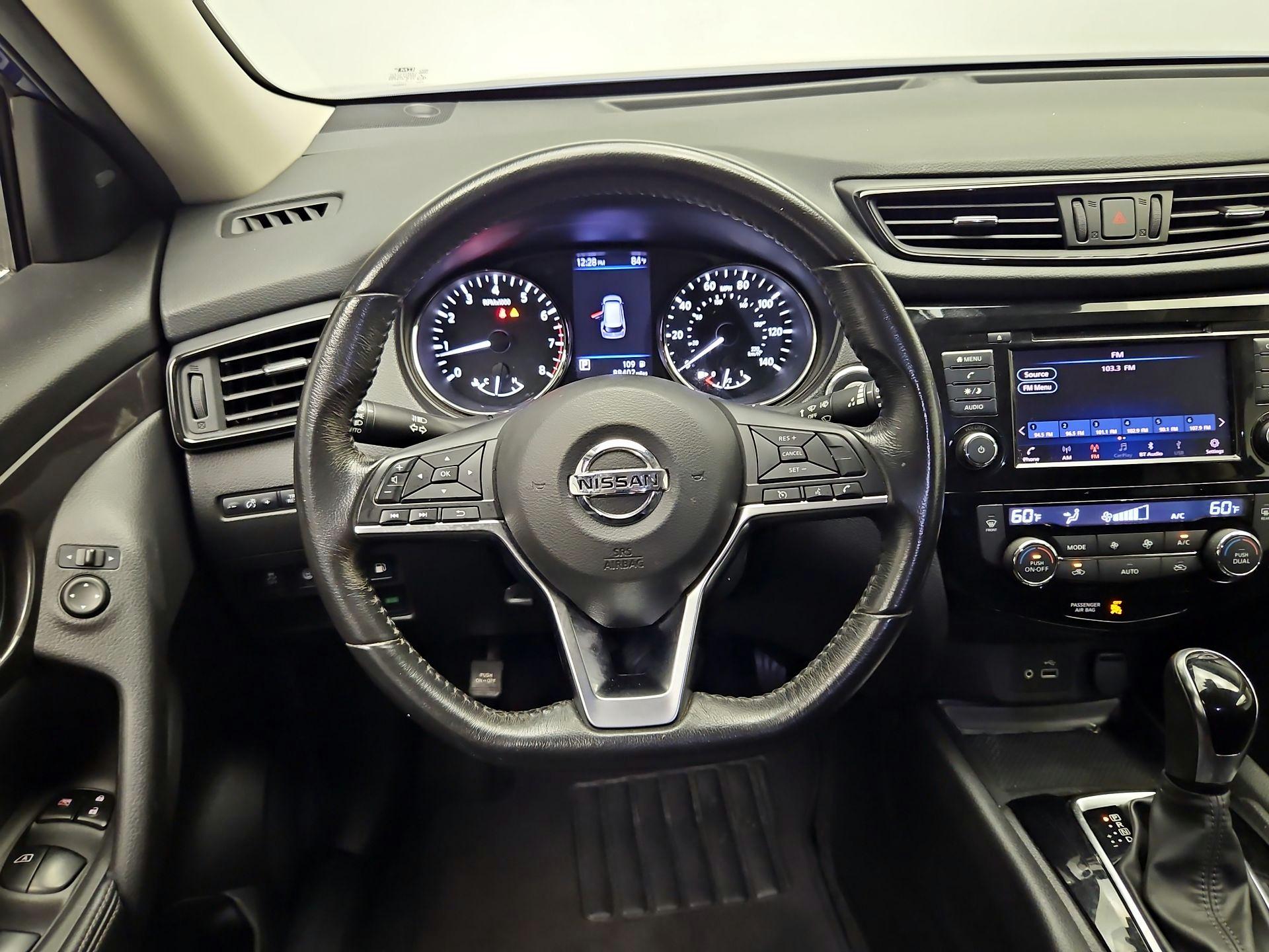 Thumbnail: 2019 Nissan Rogue - 10