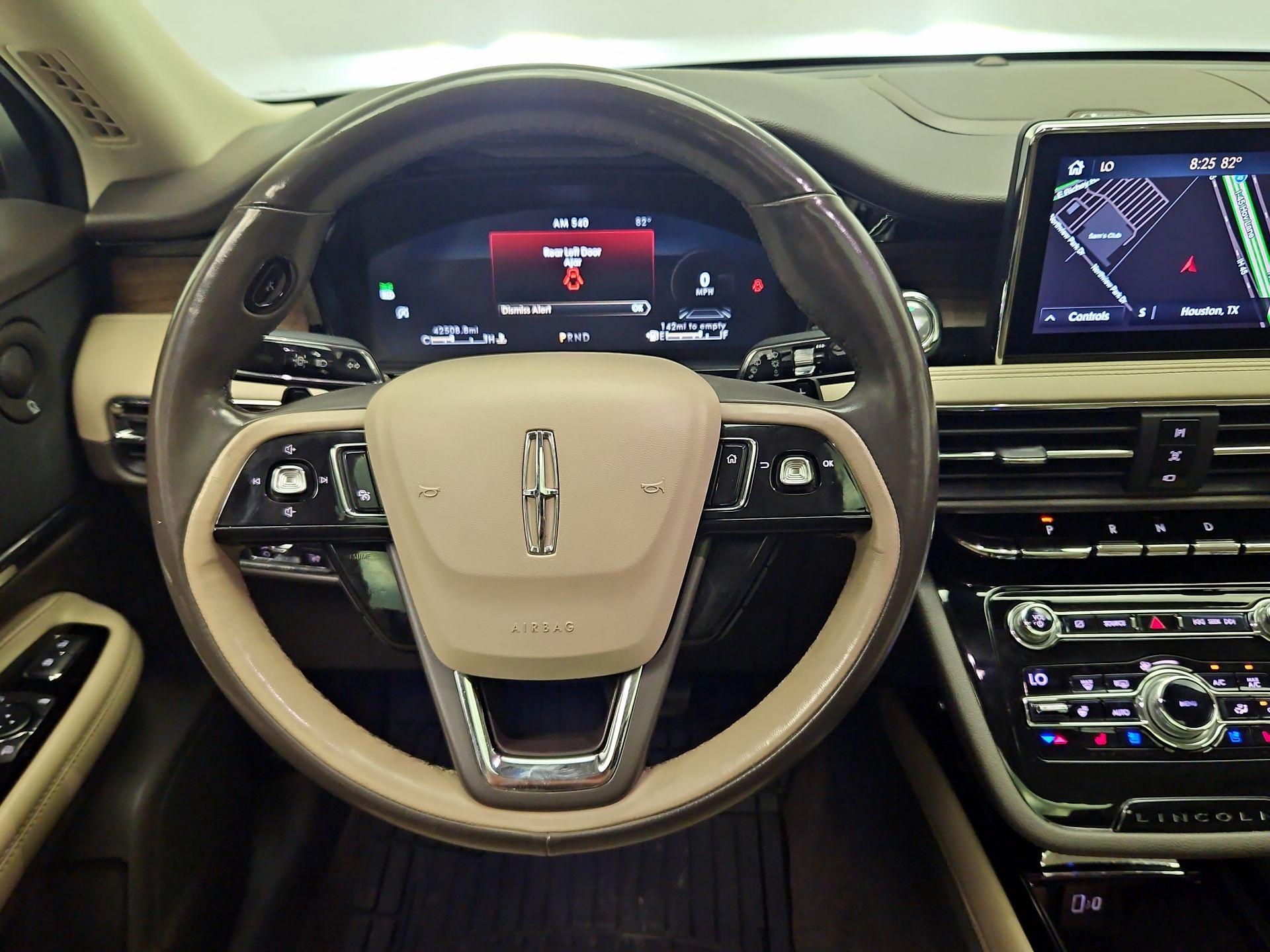 Thumbnail: 2020 Lincoln Corsair - 10