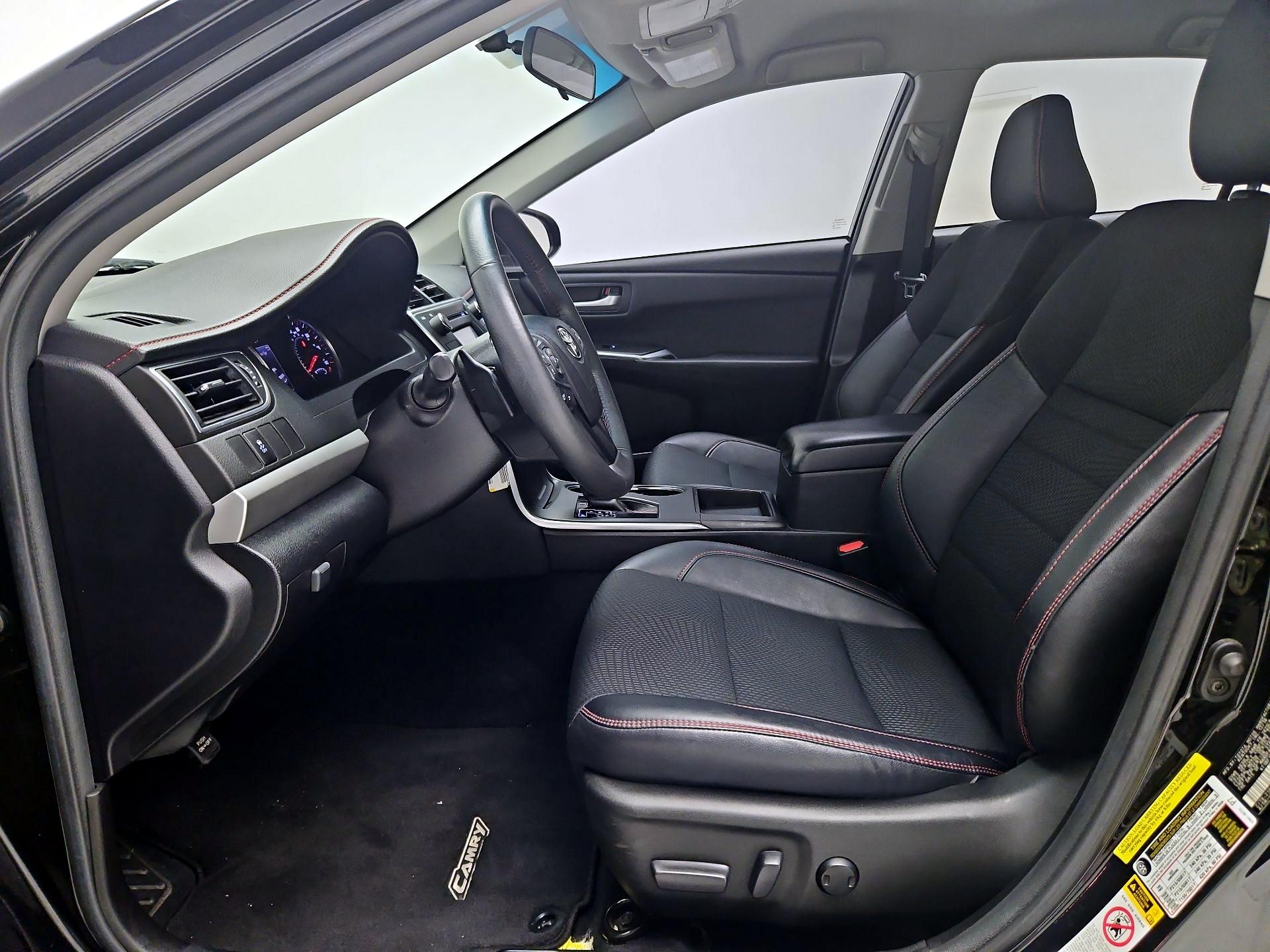 Thumbnail: 2017 Toyota Camry - 11