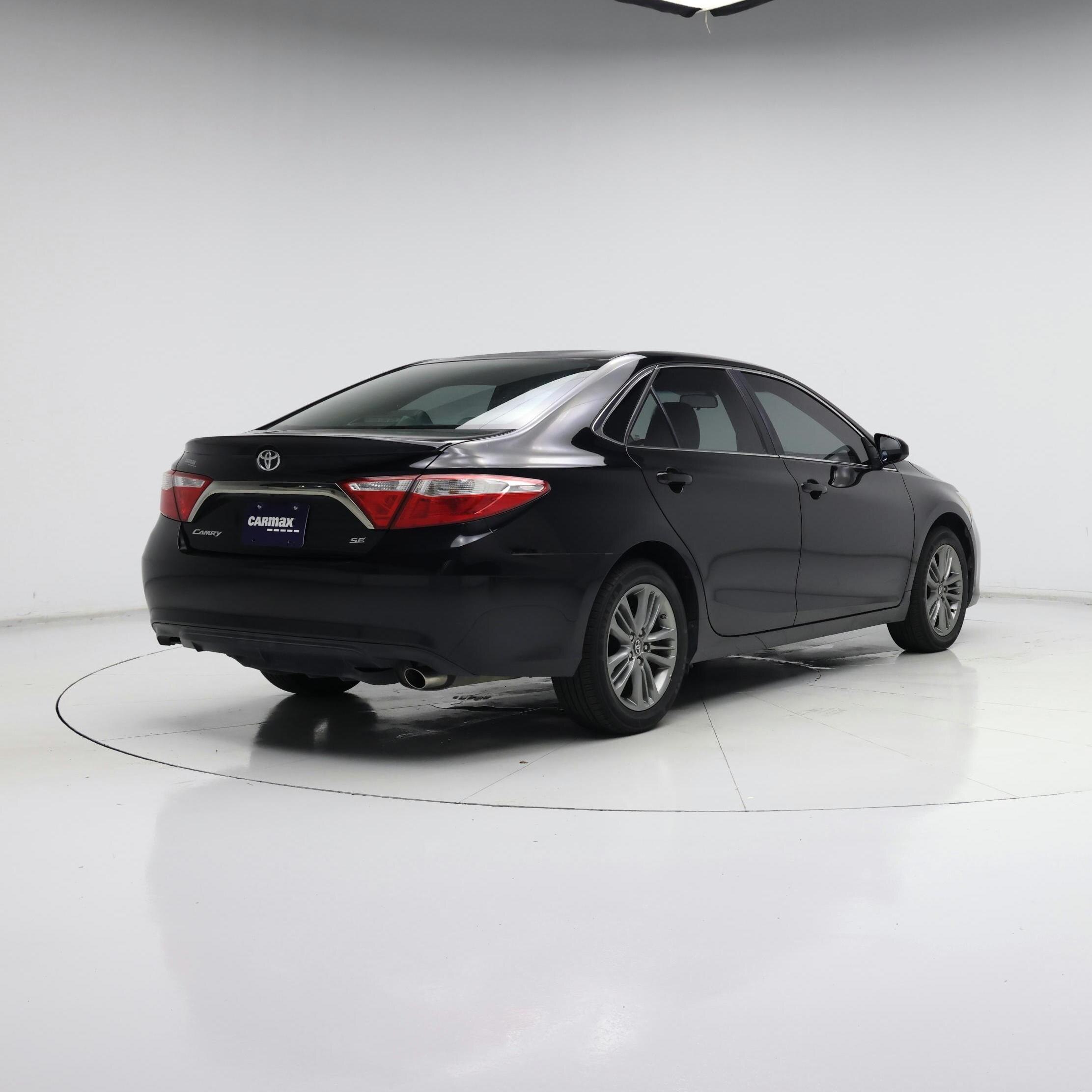 Thumbnail: 2017 Toyota Camry - 8
