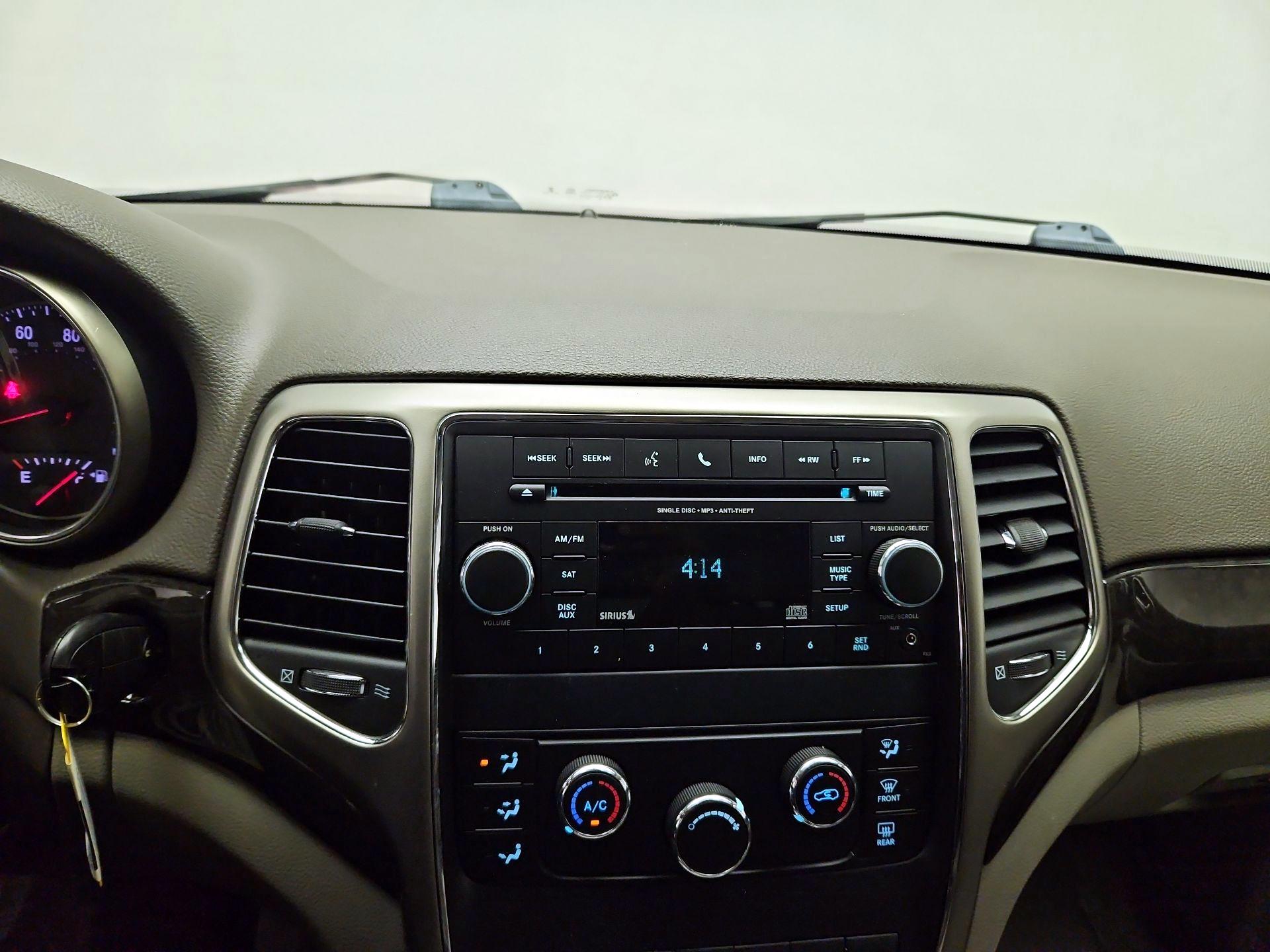 Thumbnail: 2013 Jeep Grand Cherokee - 13