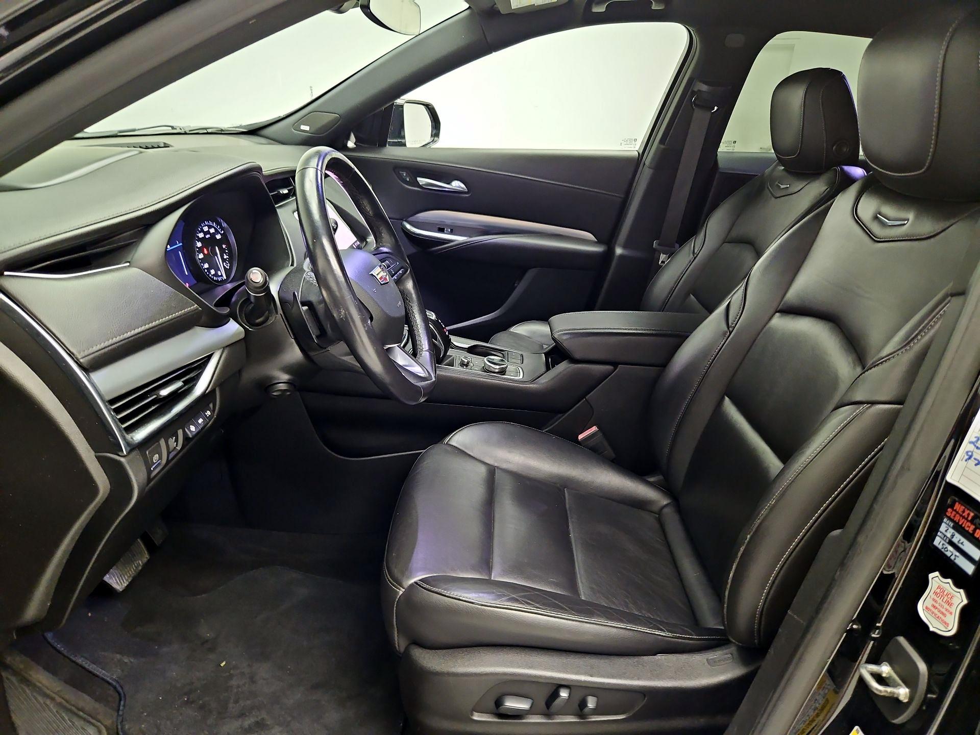 Thumbnail: 2019 Cadillac XT4 - 11