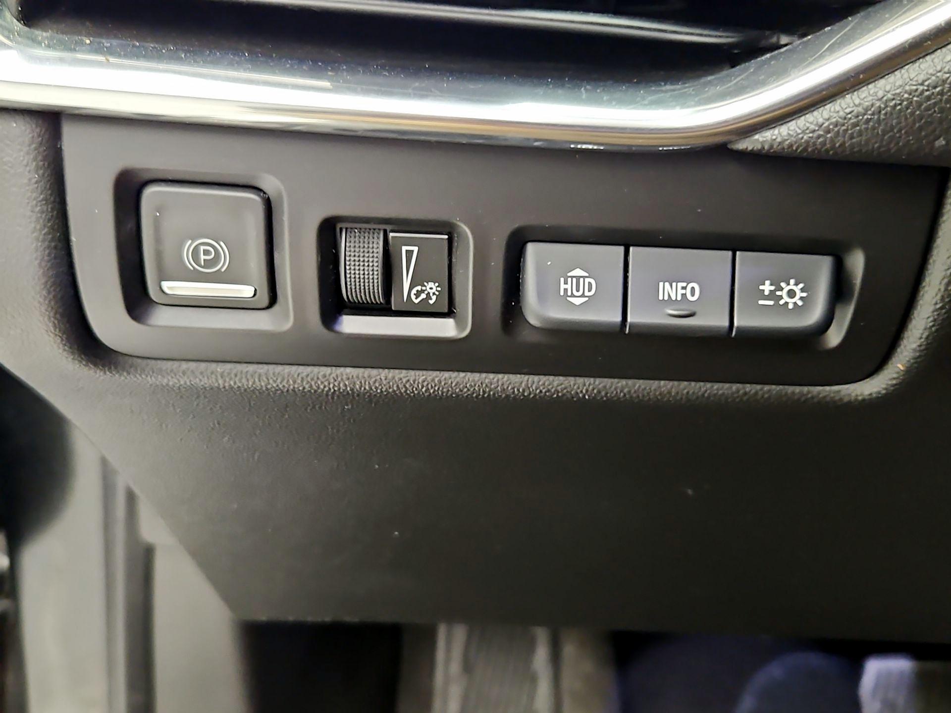 Thumbnail: 2019 Cadillac XT4 - 13