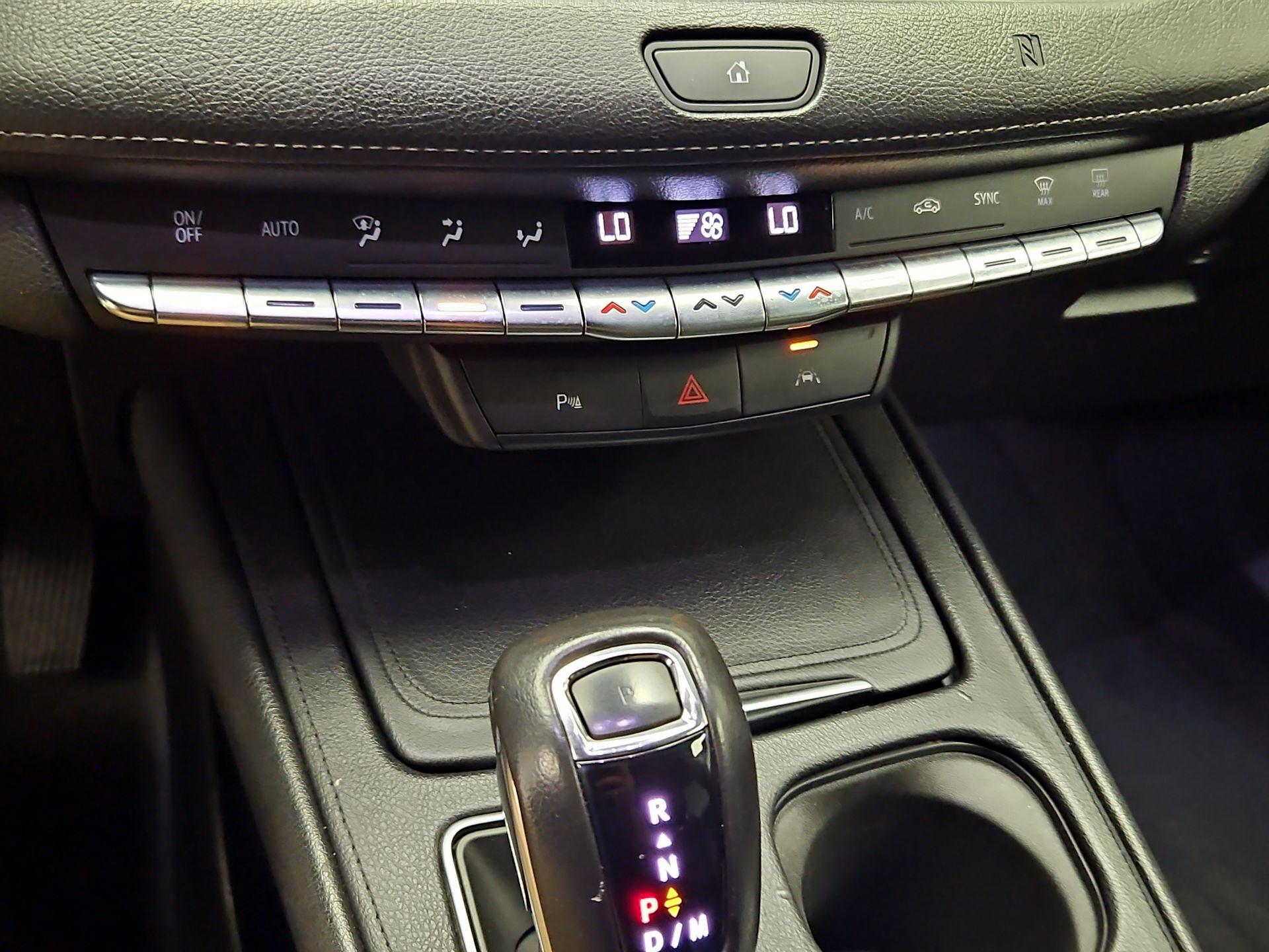 Thumbnail: 2019 Cadillac XT4 - 17