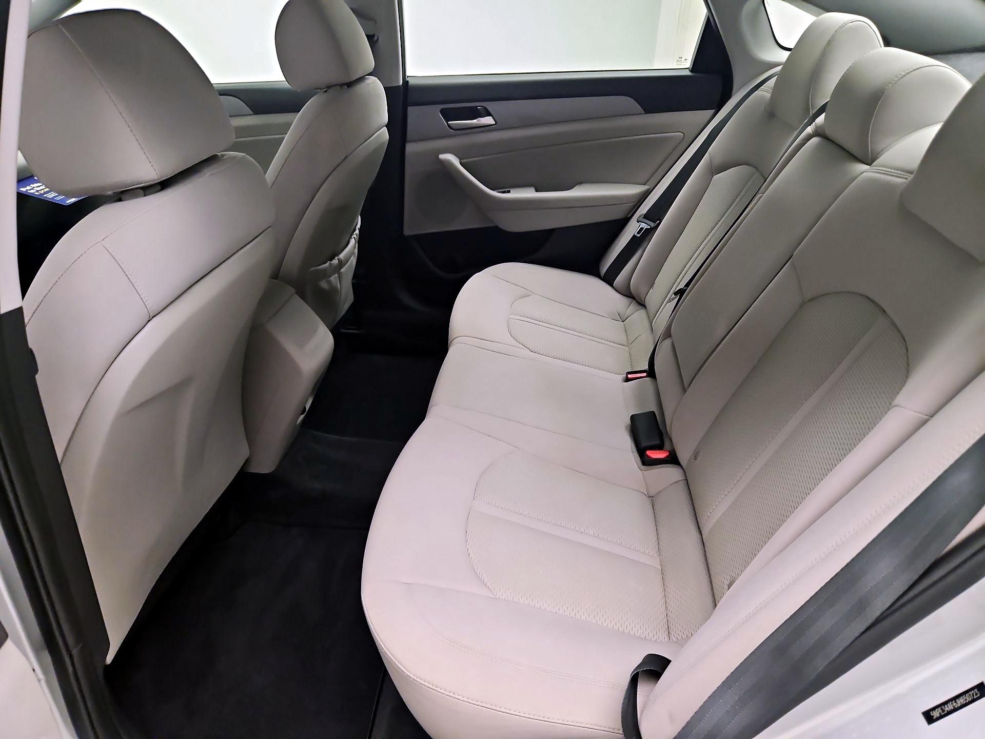 Thumbnail: 2018 Hyundai Sonata - 19