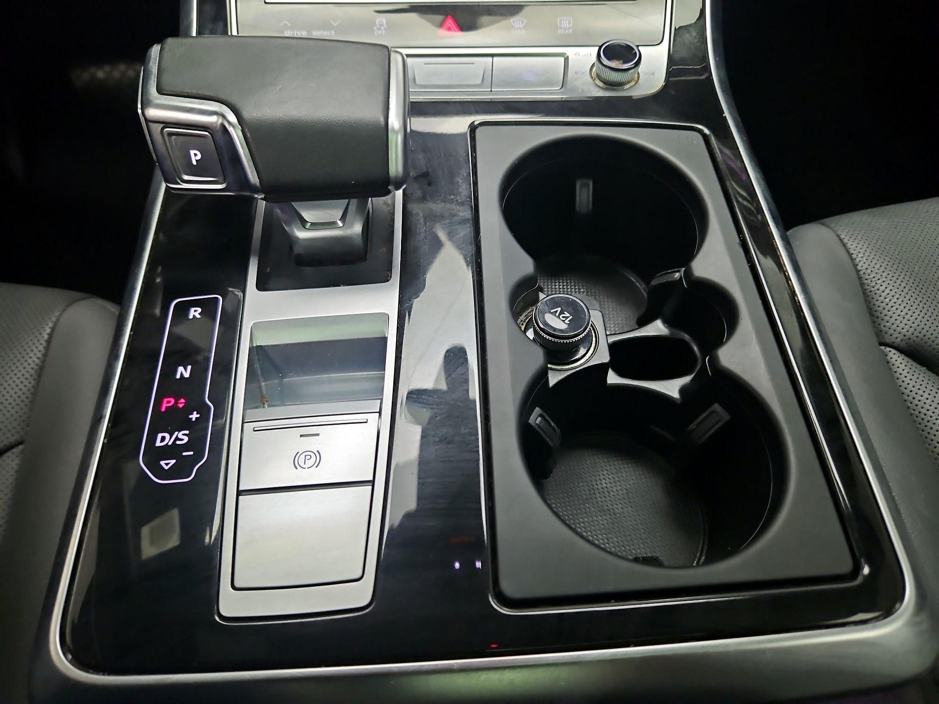 Thumbnail: 2023 Audi Q7 - 18